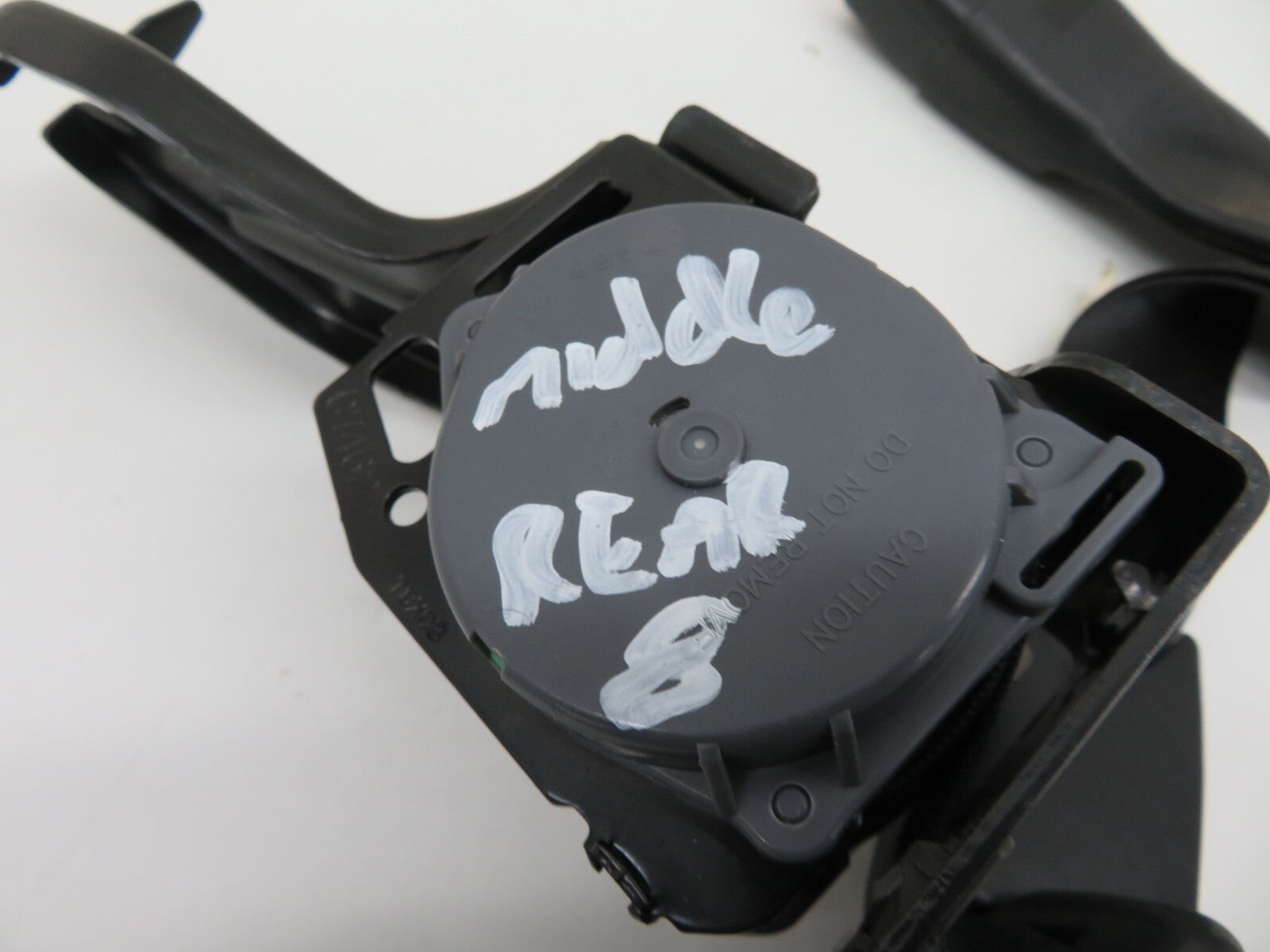 MAZDA CX7 REAR MIDDLE SEAT BELT WITH BUCKLE 2008-2012 1325-8