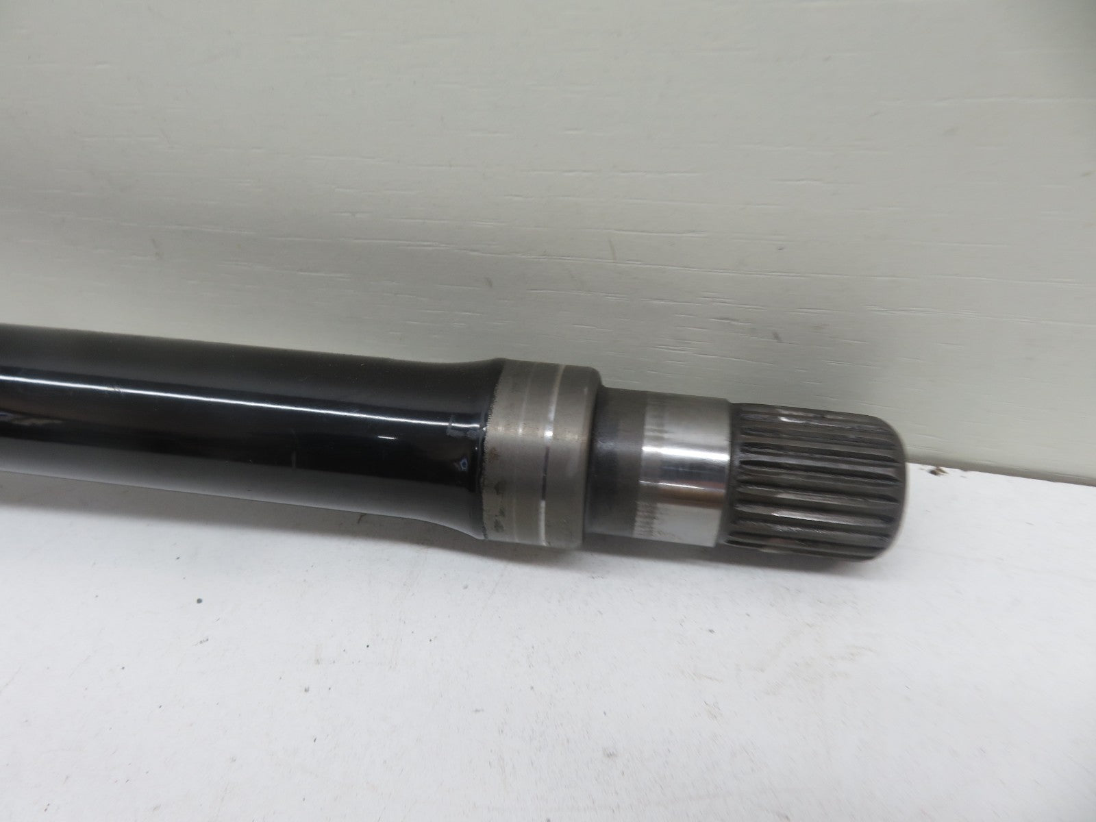 VAUXHALL MOKKA 1.7 CDTI OS DRIVER SIDE IDLER SHAFT 13101631 2012-2016 1147-1