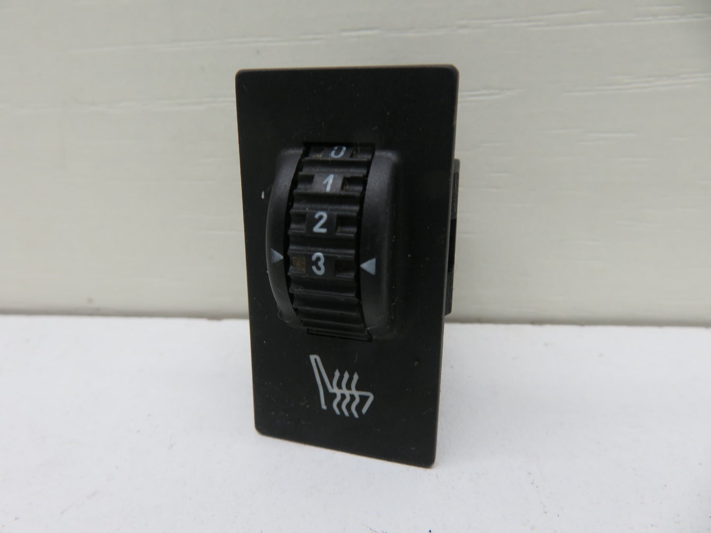 CITROEN C8 DRIVER HEATED SEAT SWITCH 9644592177 2006-2010 1728-11