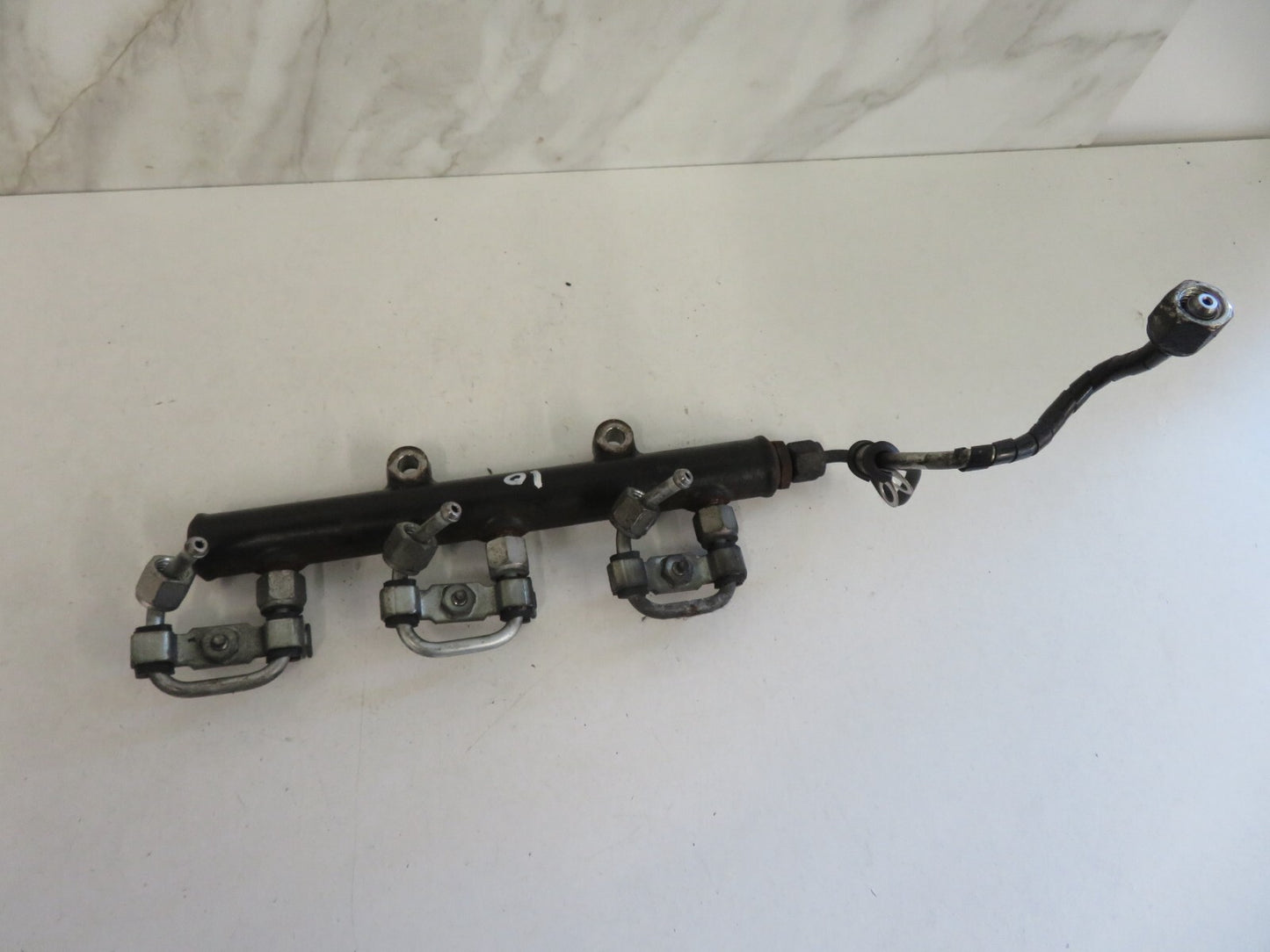 JAGUAR XF X250 FUEL INJECTOR RAIL 4R8Q-90280-AC 2008-2016 1241-10