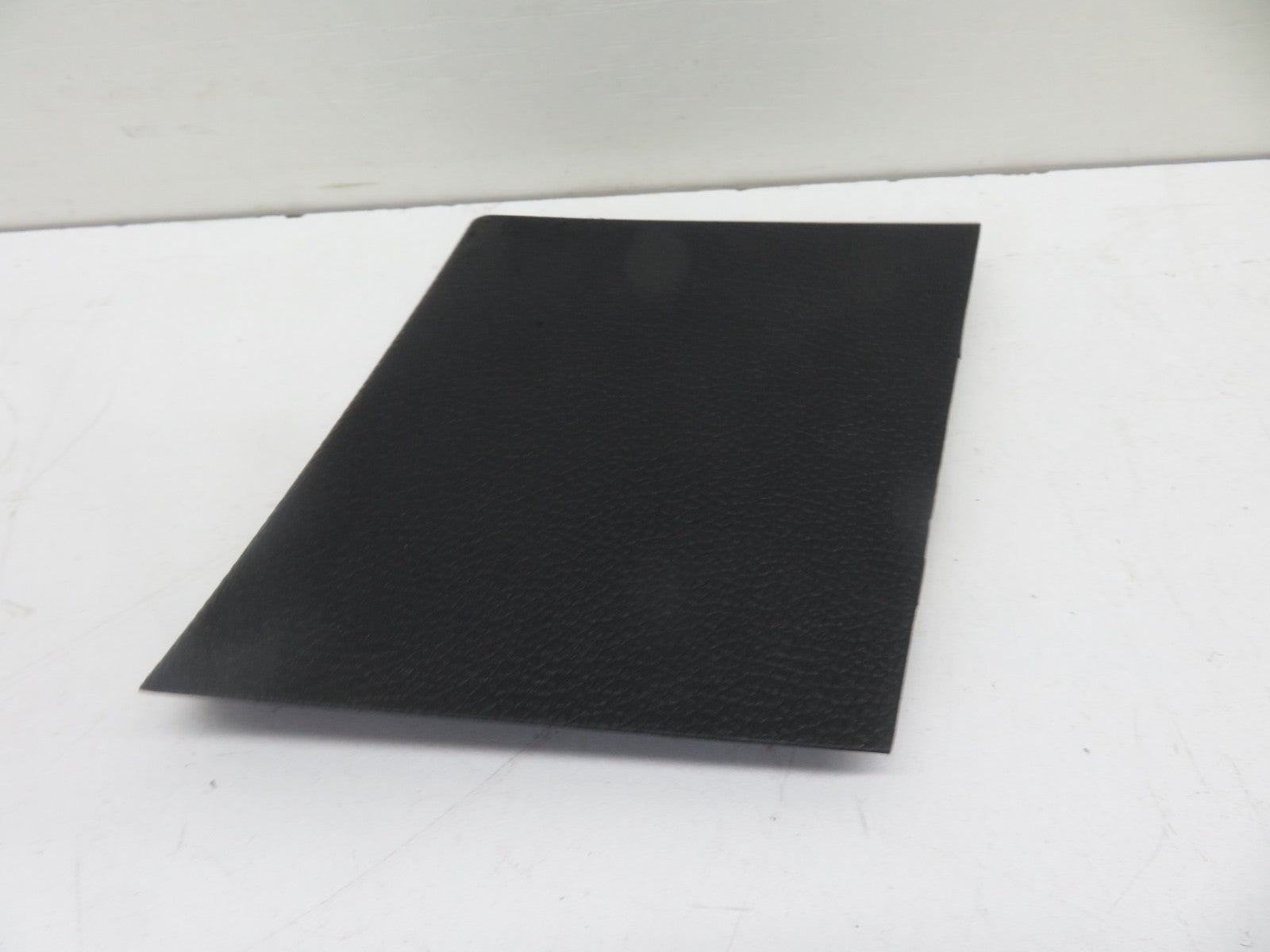 VW GOLF MK6 REAR LIGHT ACCESS TRIM NS PASSENGER 5K6867657 2009-2013 1500-8