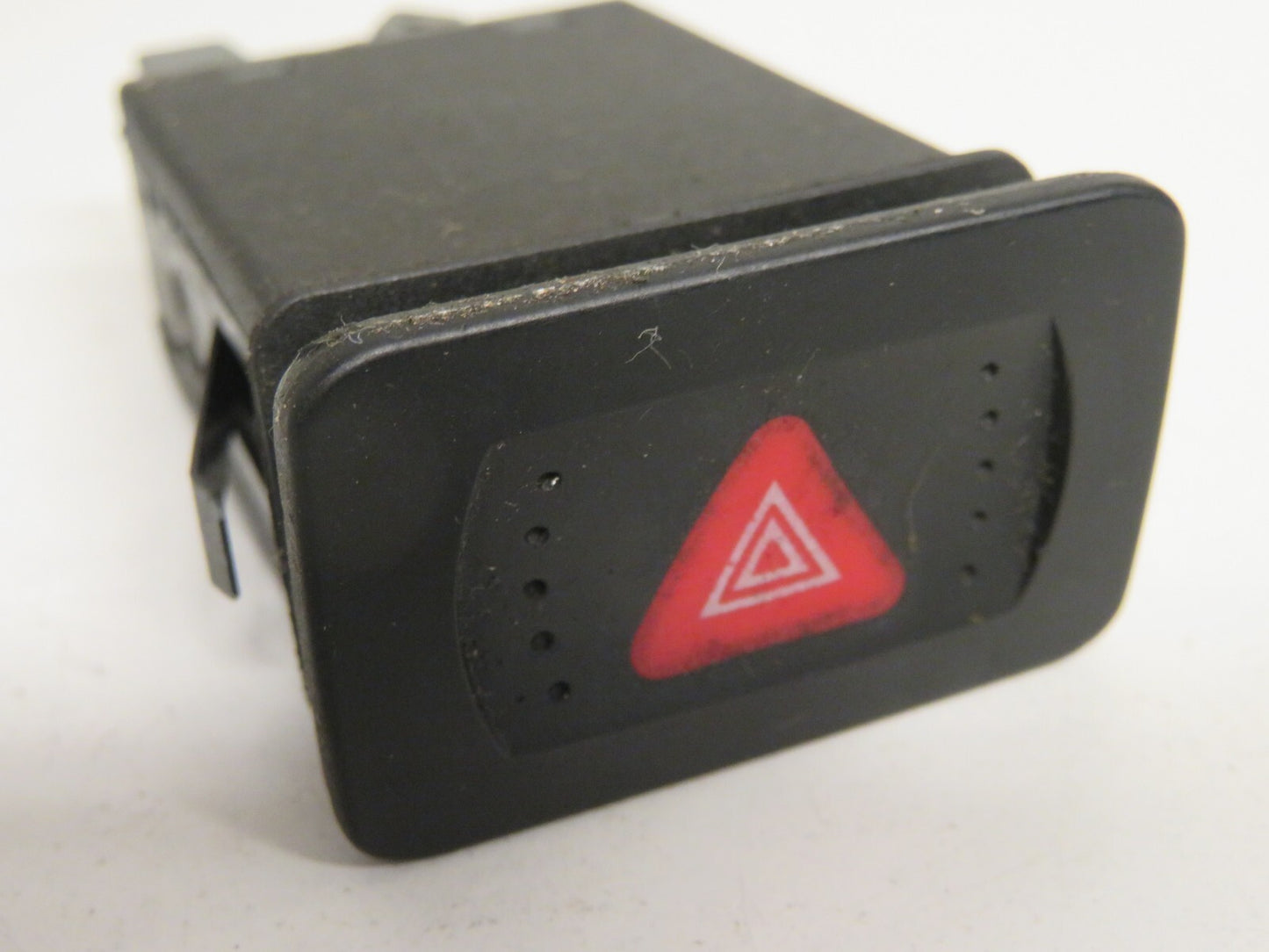 VOLKSWAGEN VW GOLF MK4 HAZARD SWITCH 1J0953235 1998-2004 AMS1703-4