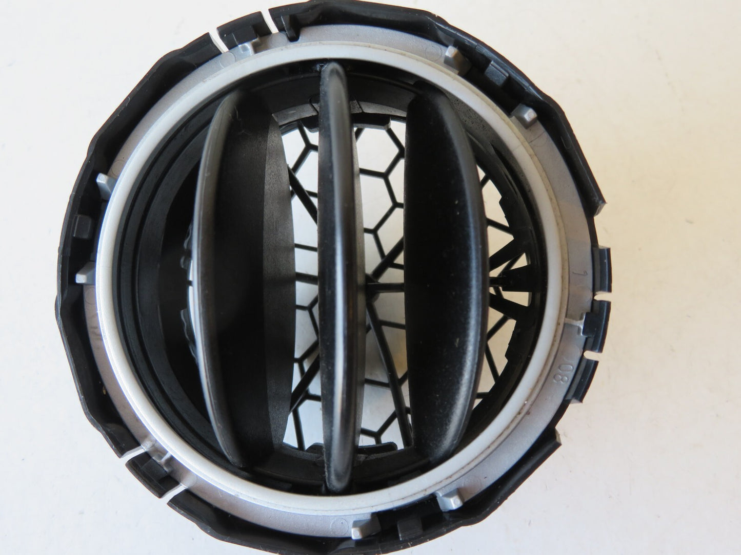 MITSUBISHI COLT CZ1 DASHBOARD AIR VENT 04-08 AMS1652-2