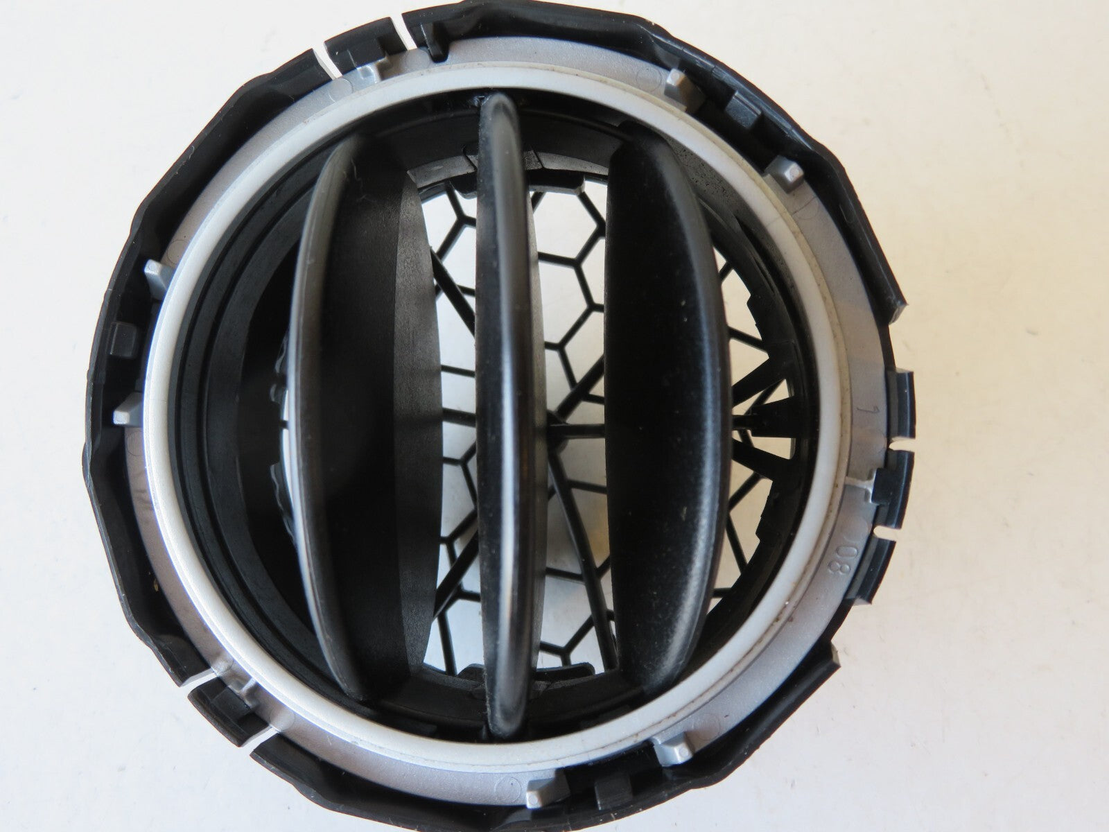 MITSUBISHI COLT CZ1 DASHBOARD AIR VENT 04-08 AMS1652-2