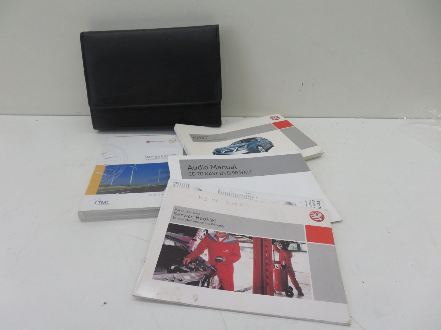 VAUXHALL VECTRA C OWNERS MANUAL WITH FOLDER 2002-2008 KF55-1