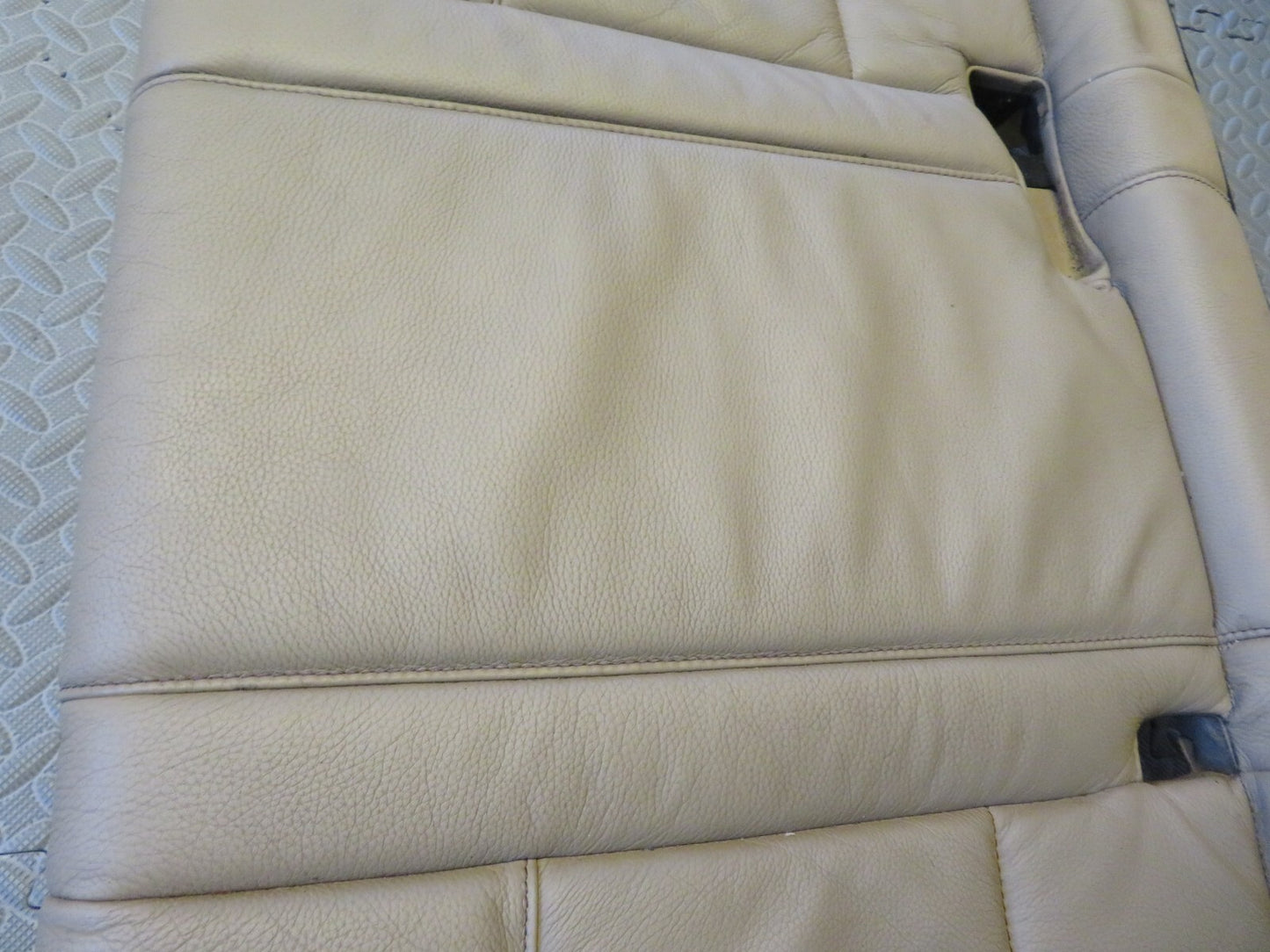 BMW X5 E53 REAR LEATHER SEAT BASE BEIGE CREAM 2000-2006