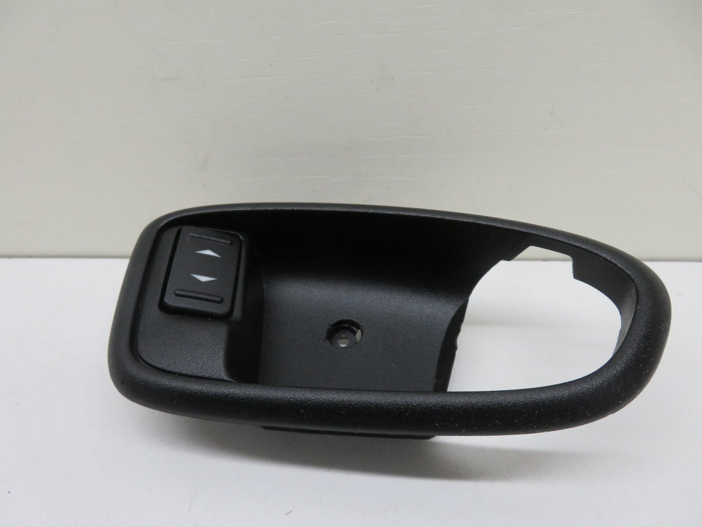 FORD MONDEO MK4 OSR DRIVER REAR WINDOW SWITCH HANDLE TRIM 2007-2014 A1103-15