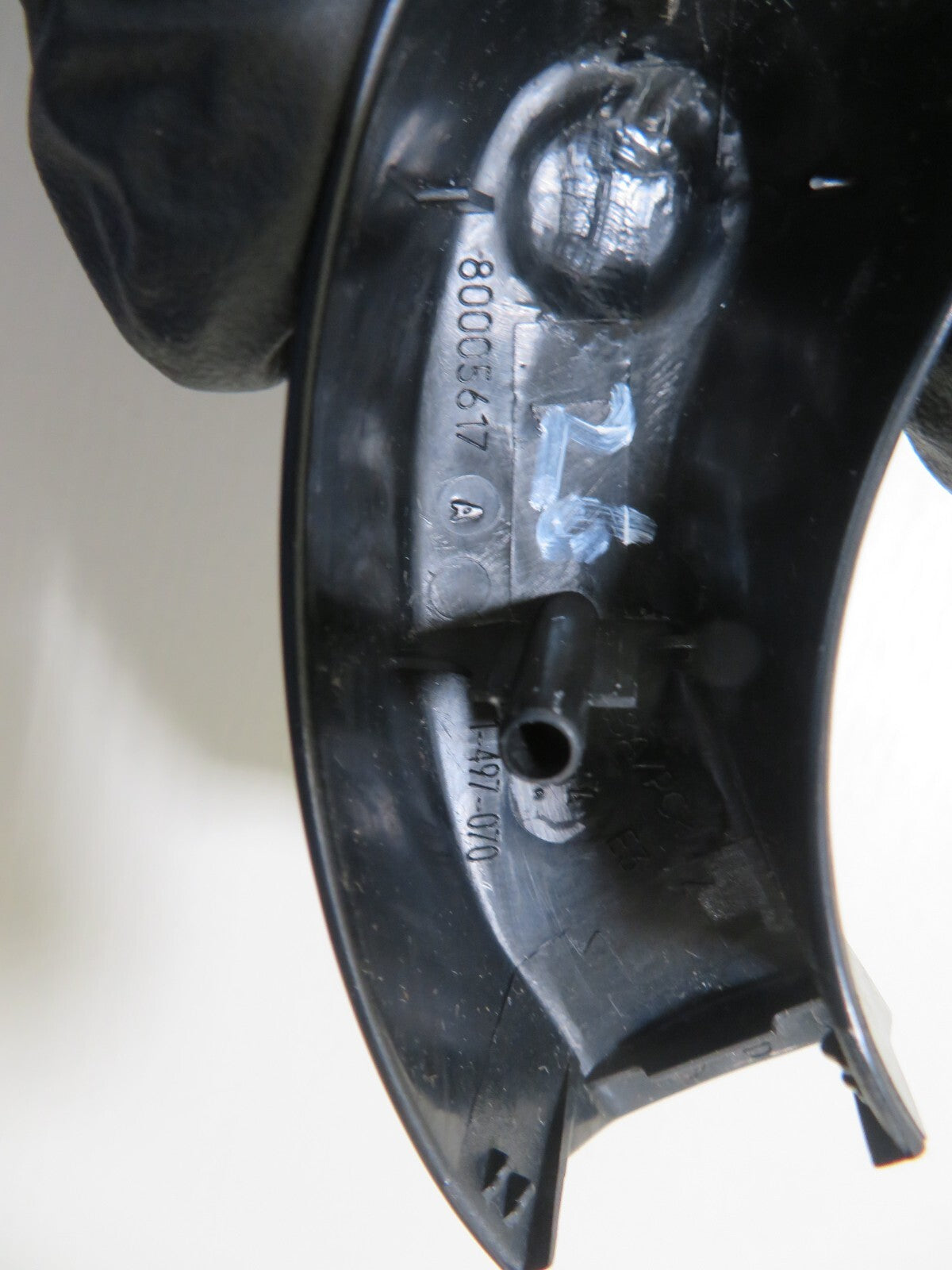 BMW MINI COOPER R50 R53 WIPER ARM BOLT COVERS PAIR 2000-2006 1927-24-25