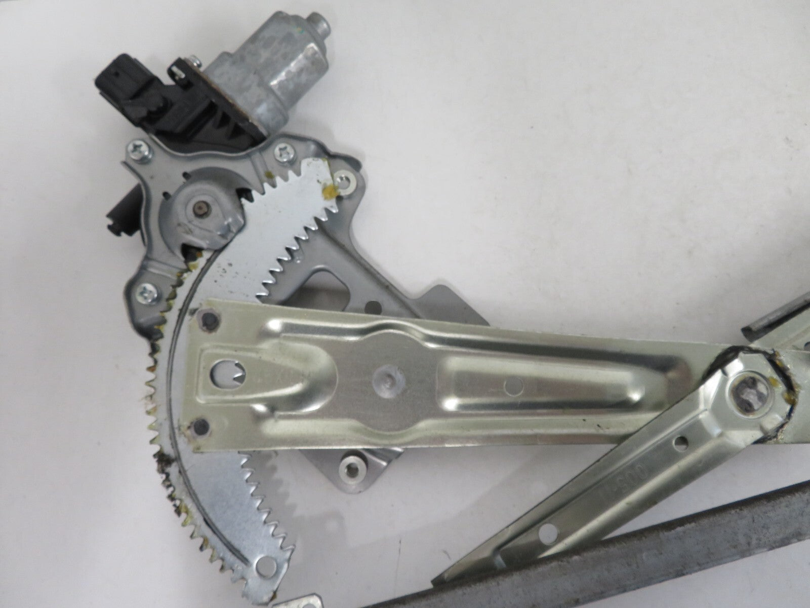 PEUGEOT 4007 NSF WINDOW REGULATOR 2007-2012 1630-14