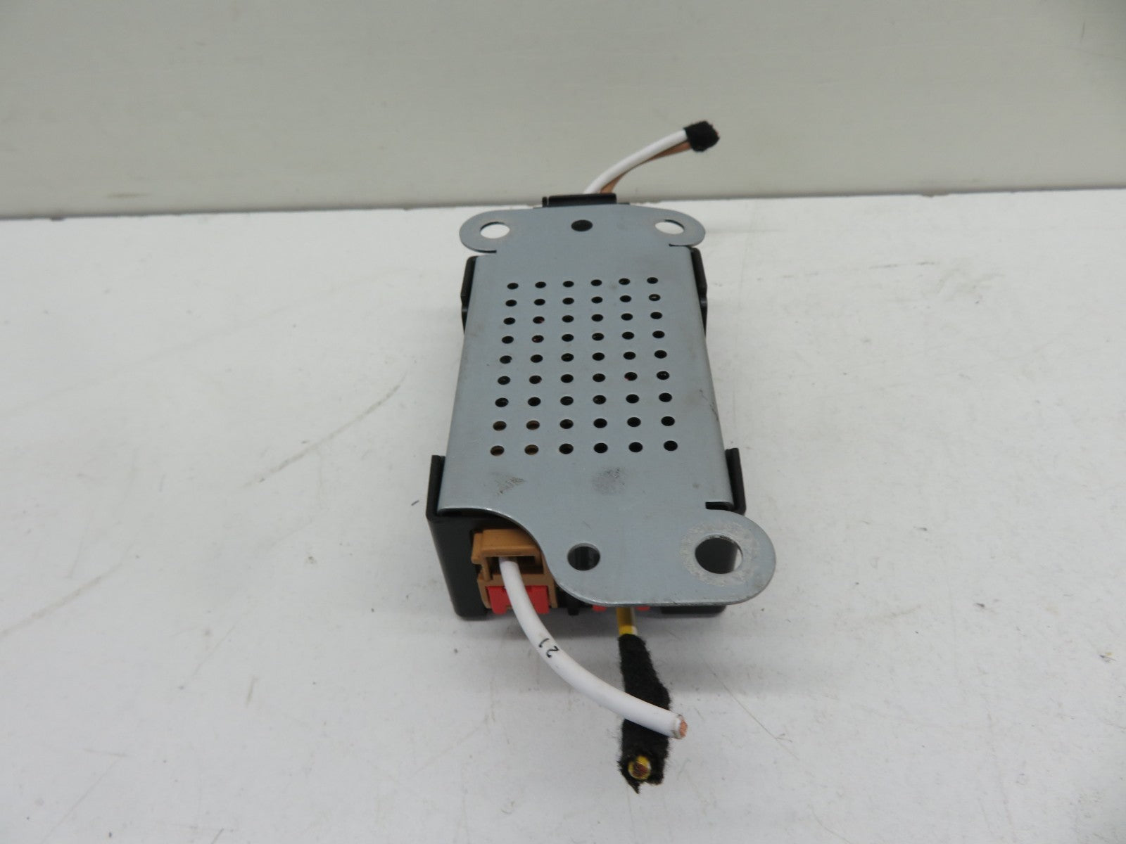 VW GOLF MK6 RADIO ANTENNA MODULE 5M0035570B 2009-2013 1546-2