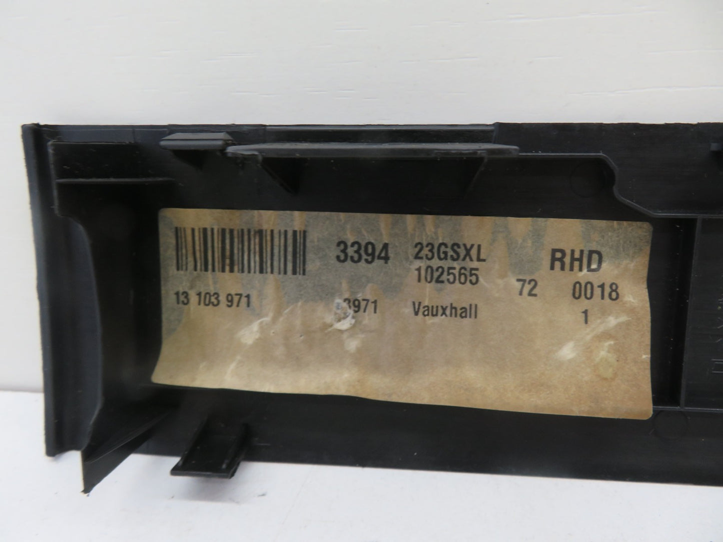 VAUXHALL VECTRA C IGNITION COIL PACK COVER Z18XER 13103971 2002-2008 KF55-6