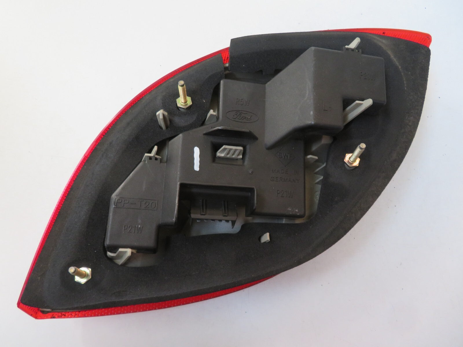 FORD KA NS PASSENGER REAR TAIL LIGHT 97KG-13N004-BA 1996-2008 A1409-1