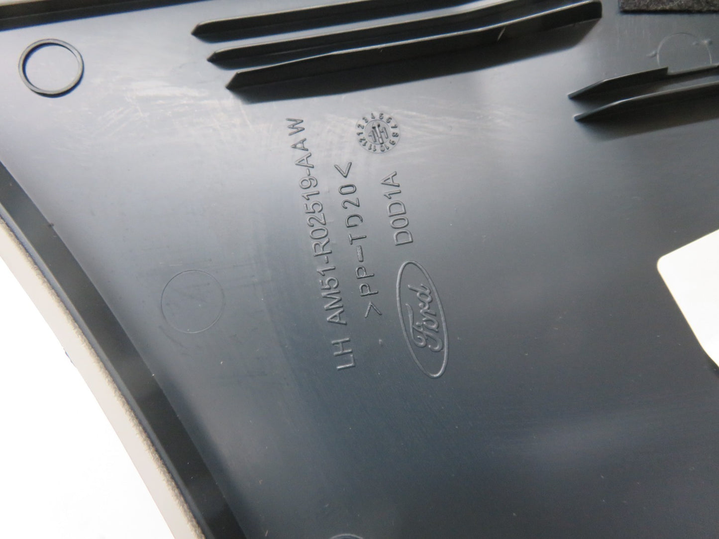 FORD C MAX NSF PASSENGER A PILLAR TRIM 2010-2015