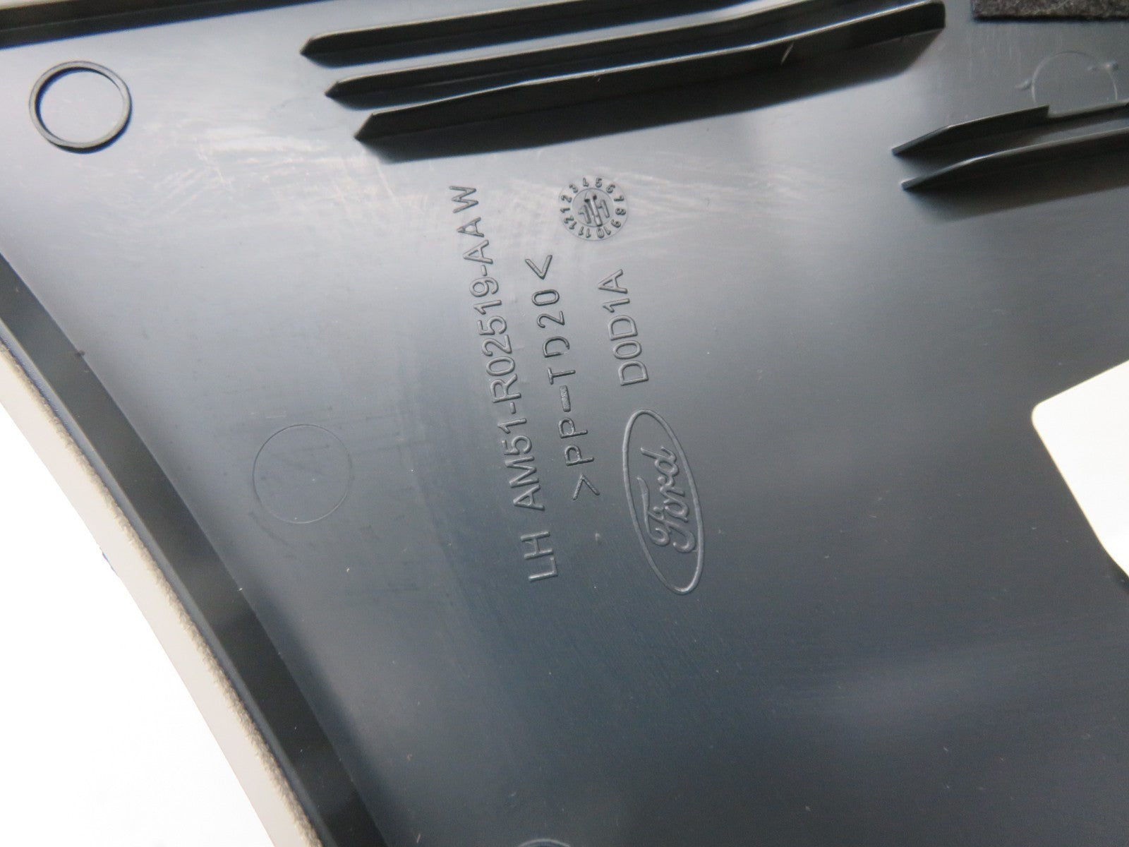 FORD C MAX NSF PASSENGER A PILLAR TRIM 2010-2015