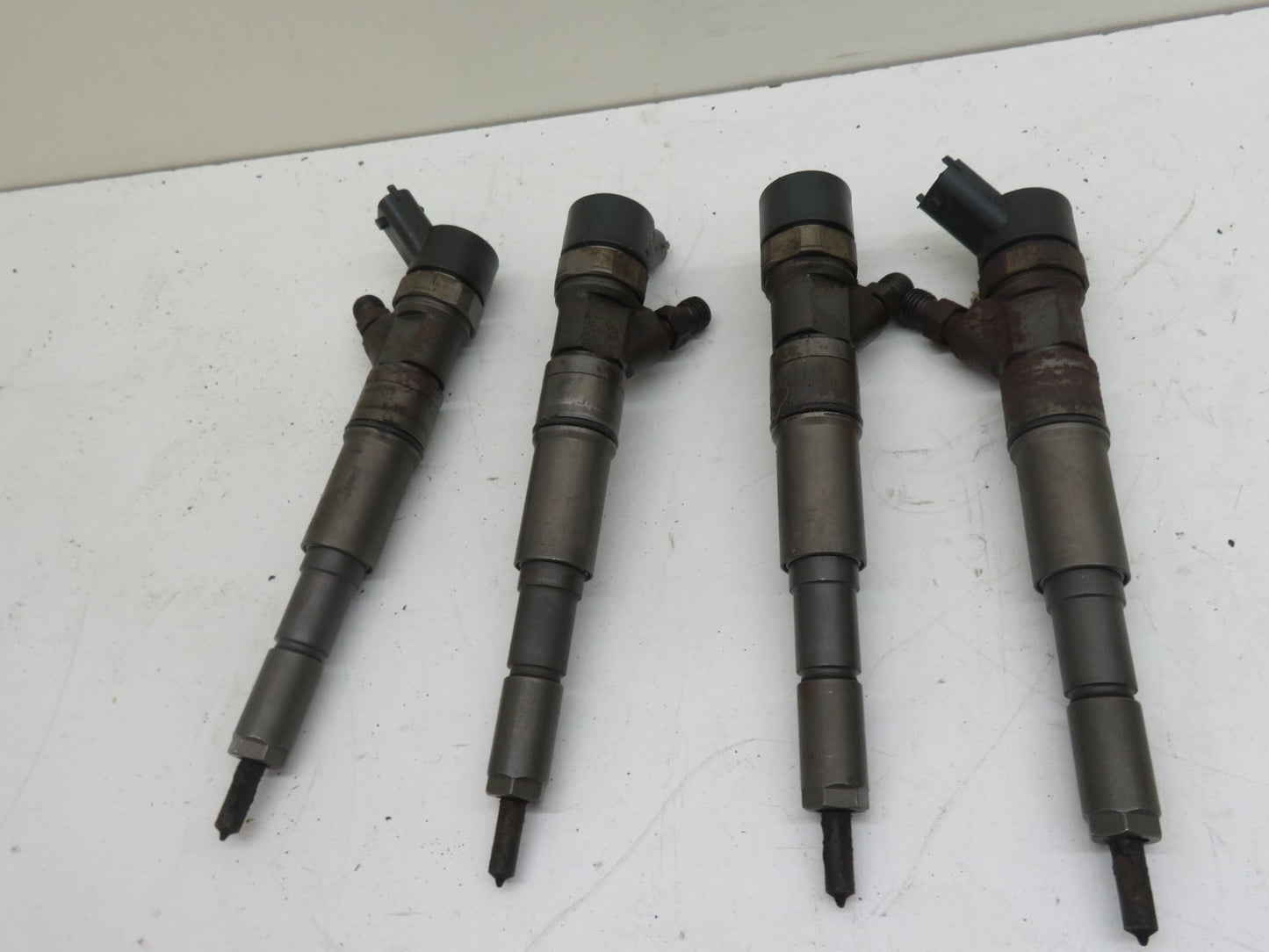 LAND ROVER FREELANDER 1 DIESEL FUEL INJECTORS X4 7789573 1997-2006 1500-10