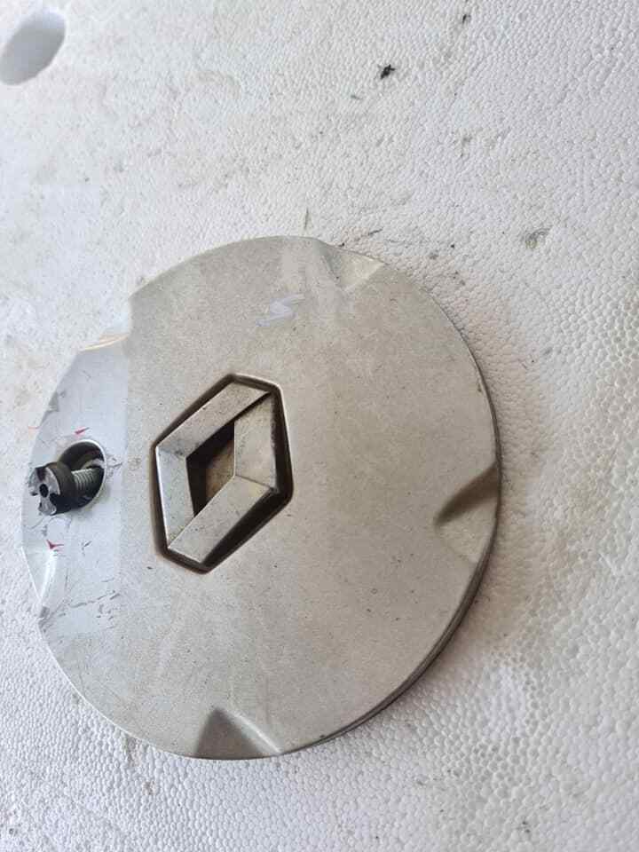 RENAULT MEGANE ALLOY WHEEL CENTRE CAP 1998-2002 MK1-5