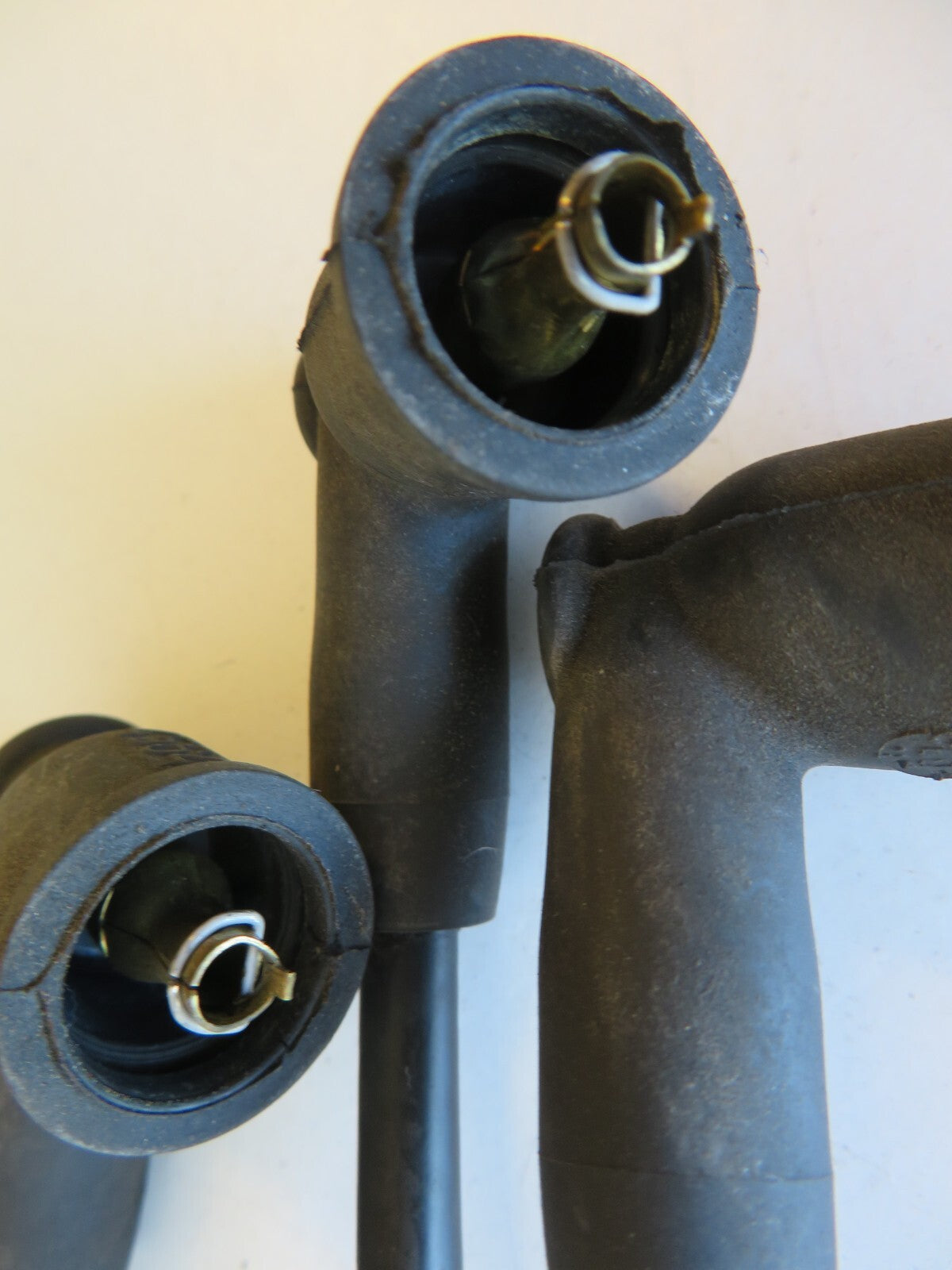 FORD STREET KA IGNITION COIL LEADS X4 2002-2008 AMS1108