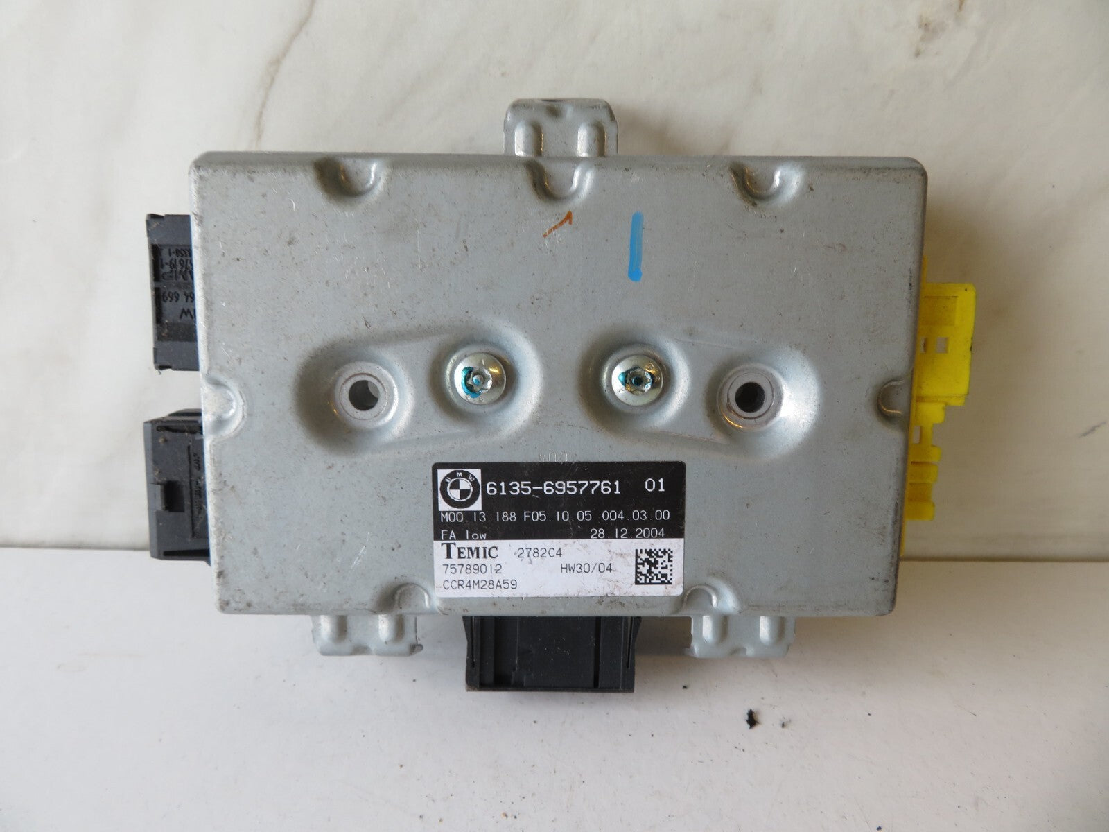 BMW 5 SERIES E60 DOOR CONTROL MODULE ECU 6957761 2004-2007 AMS124-1 SA