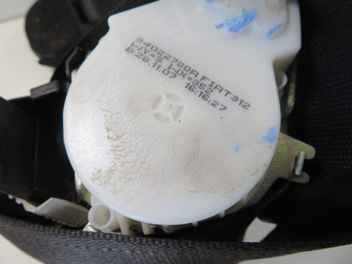 FIAT 500 OSF DRIVER SEAT BELT WITH TENSIONER 07354654010 2007-2014 1728-2