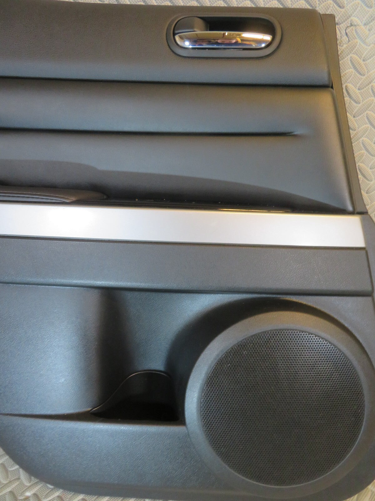 MAZDA CX7 NSR DOOR CARD 2010-2012