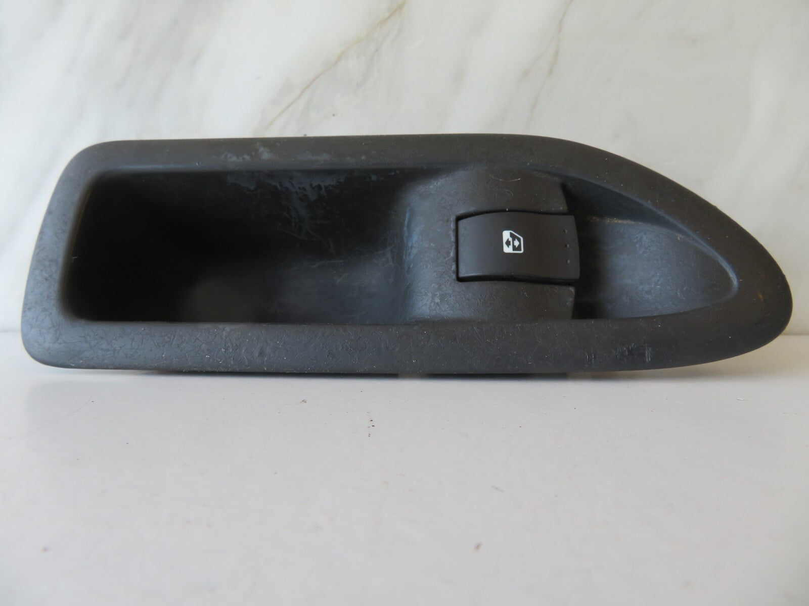 RENAULT LAGUNA MK2 OSR WINDOW SWITCH 8200016014 2000-2007 AMS1132