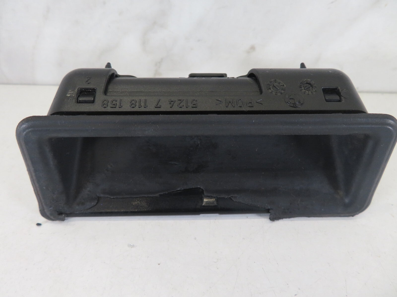 BMW 1 SERIES E88 BOOT HANDLE SWITCH 7118158 2007-2013 A1218-14