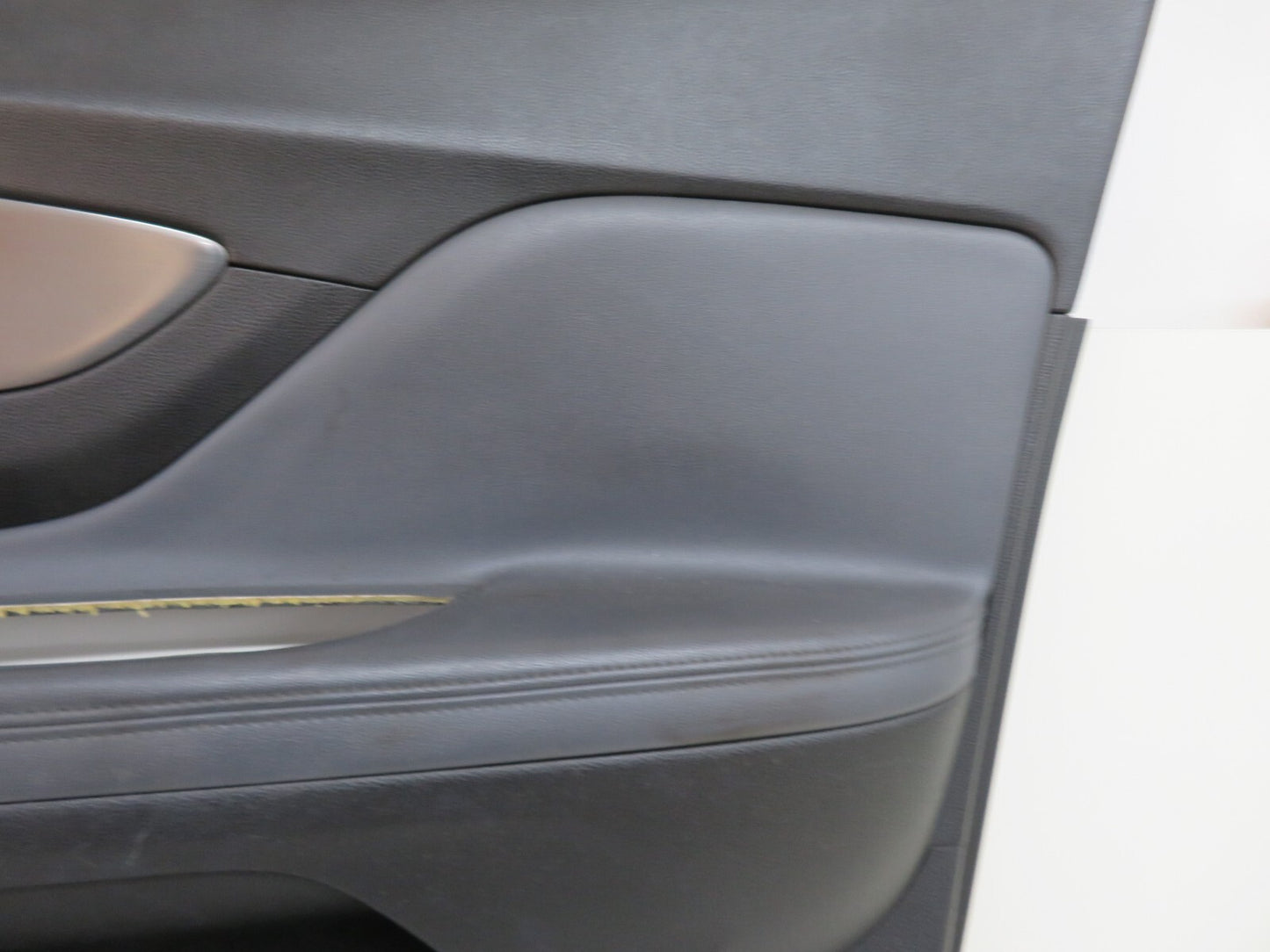 VAUXHALL MOKKA OS DRIVER FRONT LEATHER DOOR CARD (SEE PHOTOS) 2012-2016