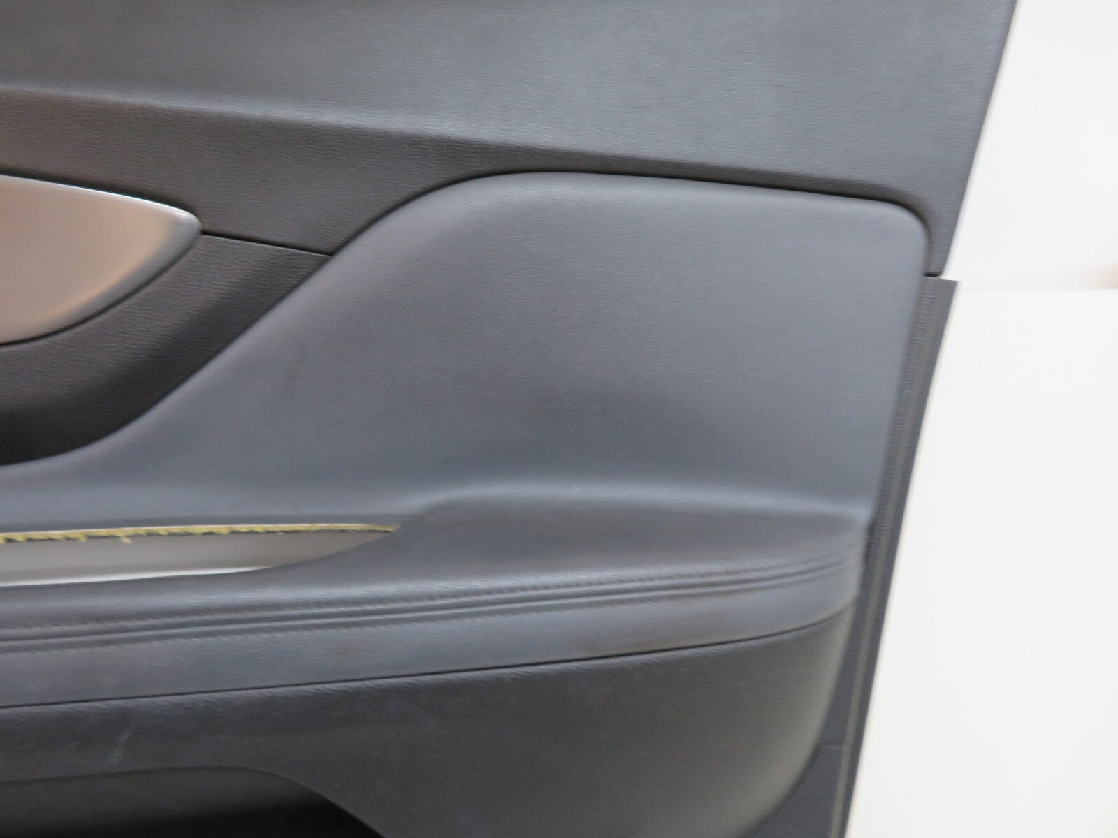 VAUXHALL MOKKA OS DRIVER FRONT LEATHER DOOR CARD (SEE PHOTOS) 2012-2016