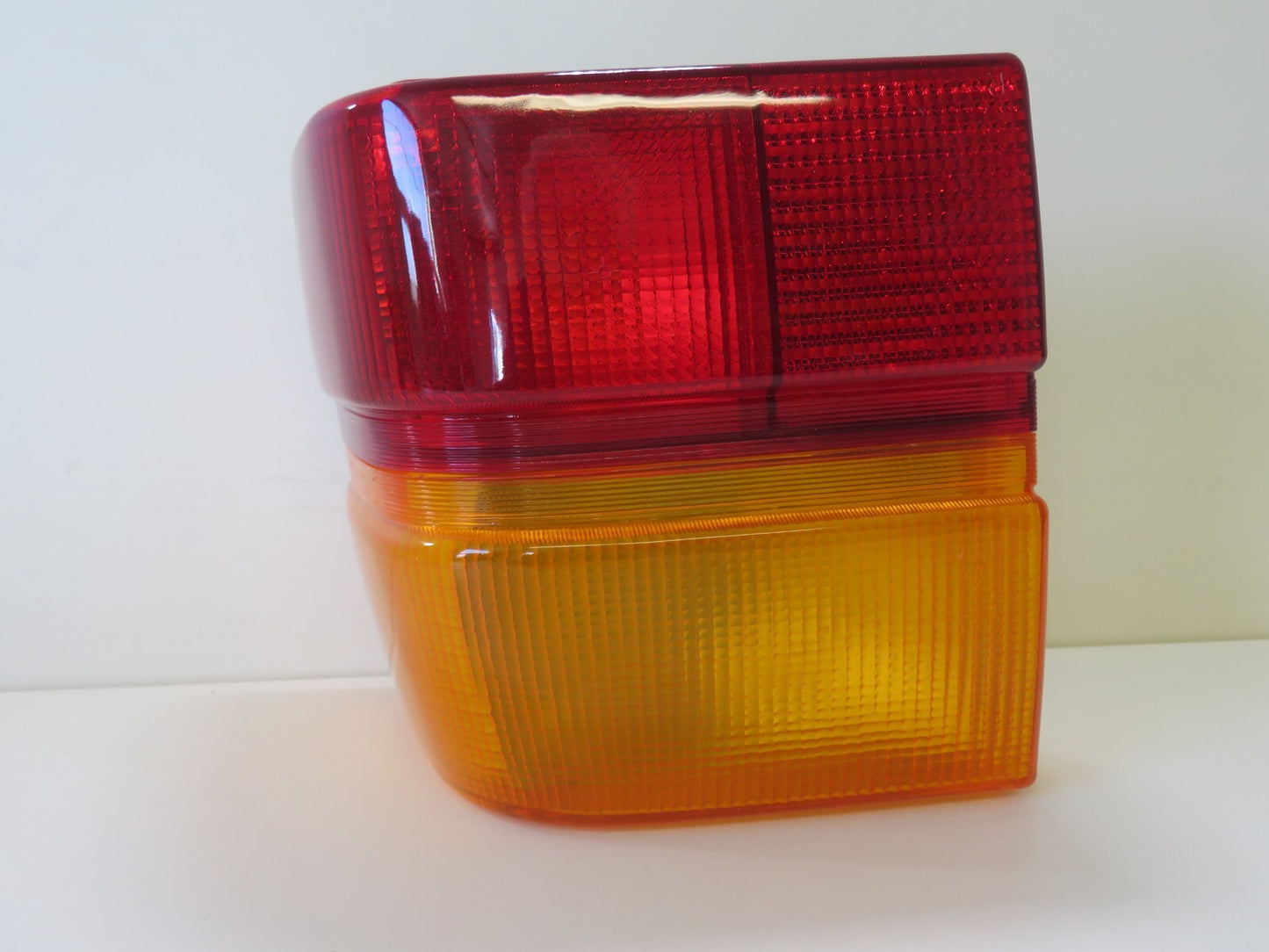 OS DRIVER RH REAR TAIL LIGHT FOR AUDI 100 1983-1990 441-1914R-UE