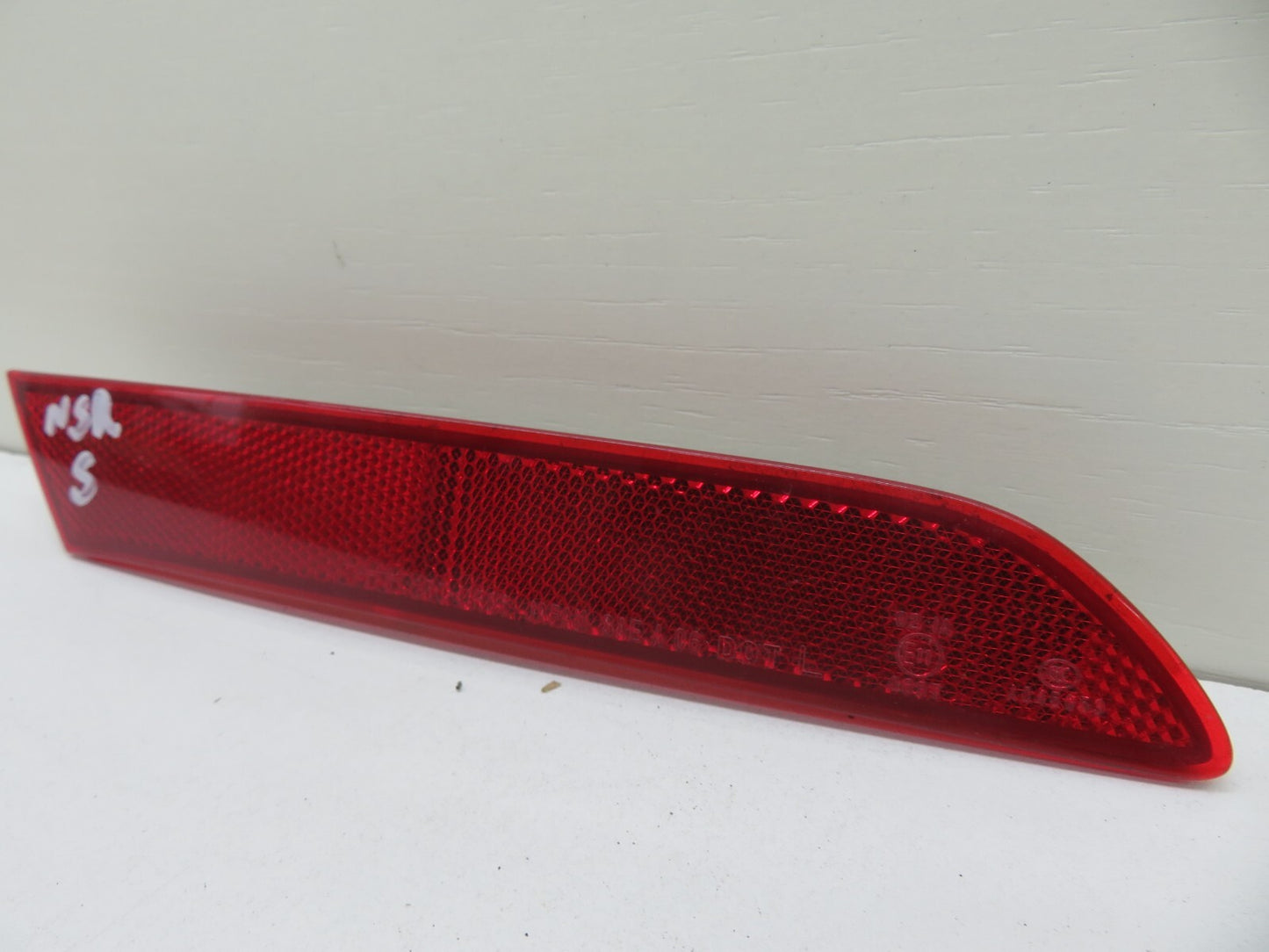 MAZDA CX7 NSR REAR BUMPER RELECTOR 2008-2012 1325-5