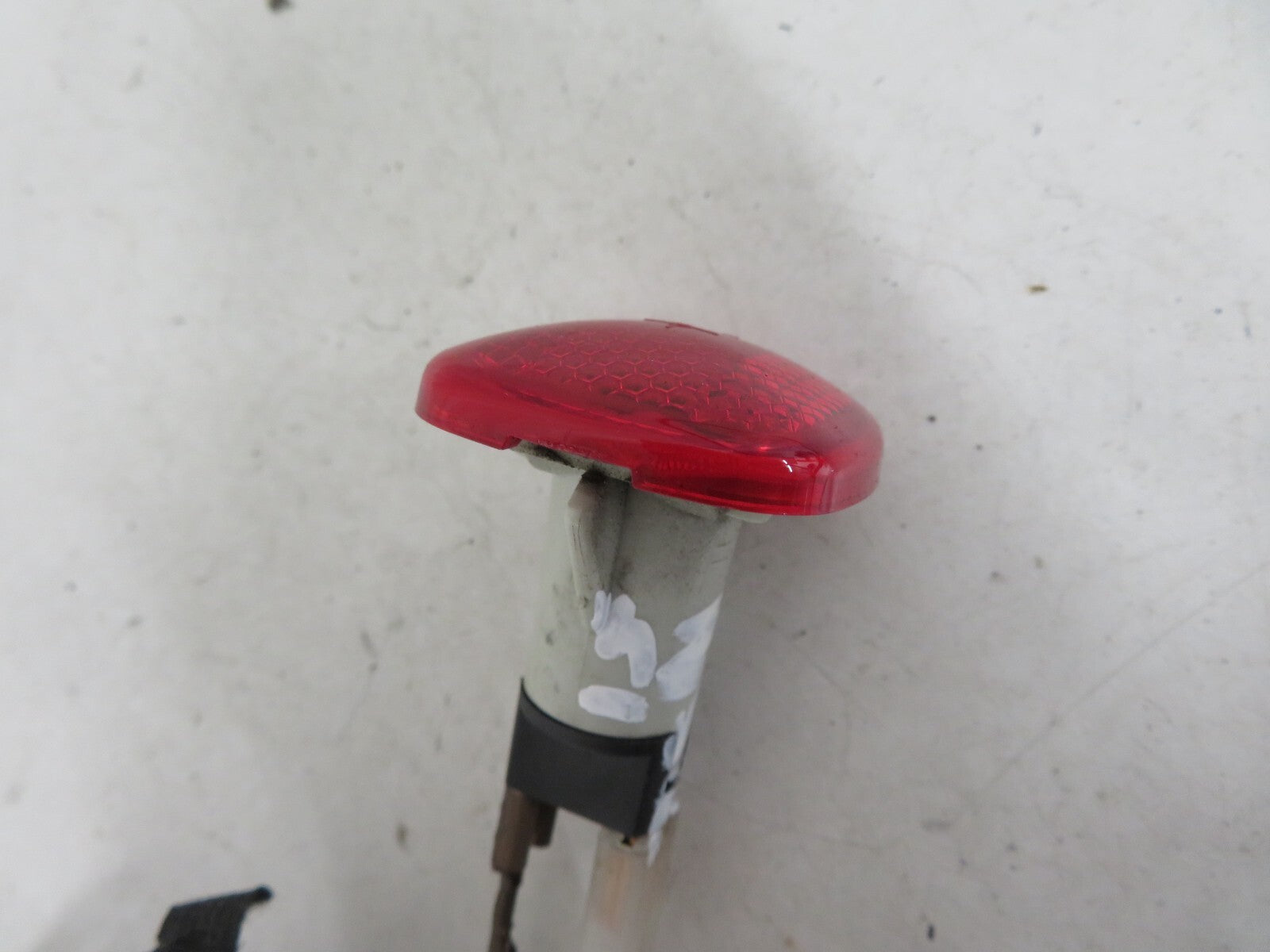 AUDI A8 D2 DOOR WARNING LIGHT 4D0945155 1998-2002 A1652-15