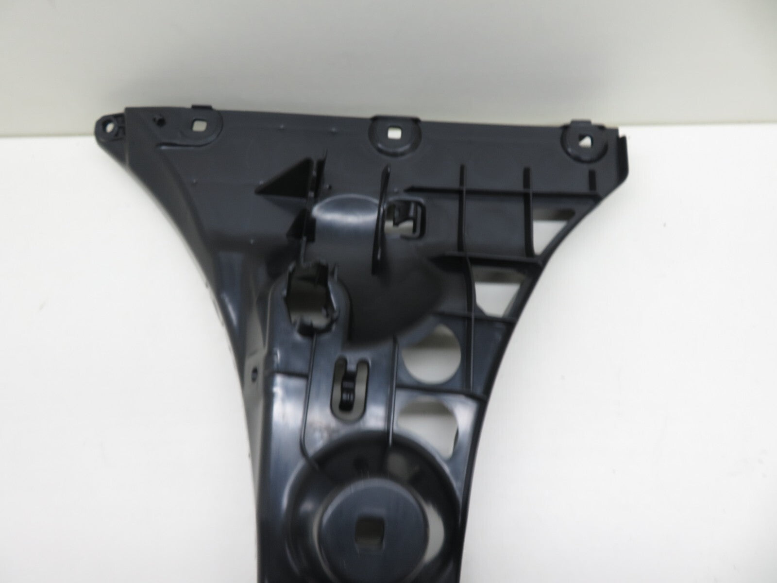 OSR RIGHT REAR BUMPER BRACKET FOR BMW E60 BM0461053 2002-2010