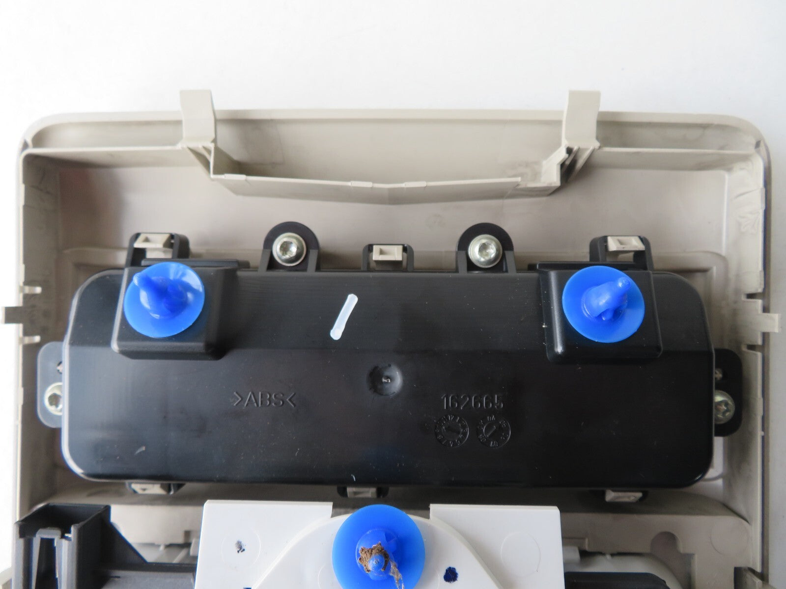 LAND ROVER DISCOVERY 3 INTERIOR ROOF LIGHT 2005-2009 AMS1115-1