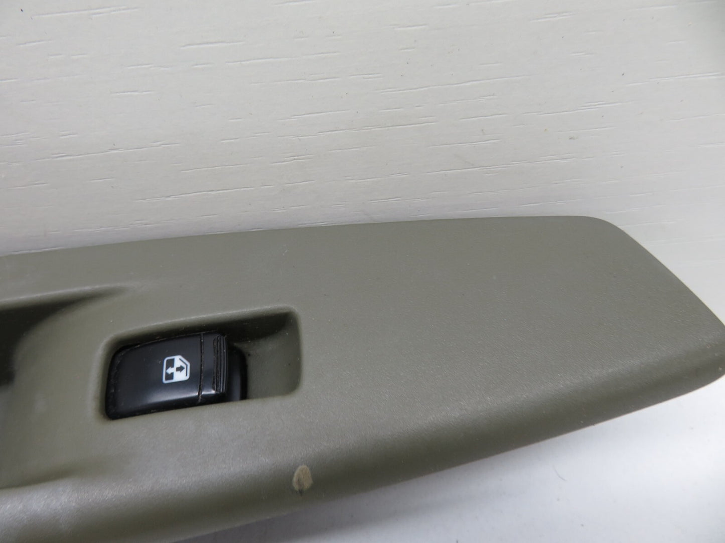 CHEVROLET LACETTI NSF PASSENGER SIDE WINDOW SWITCH 2004-2010 1517-1