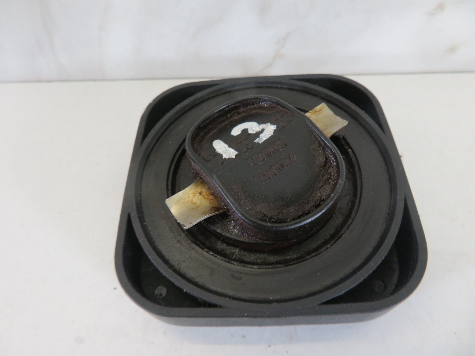 BMW 528I E39 ENGINE OIL CAP 1995-2004 A1105-13