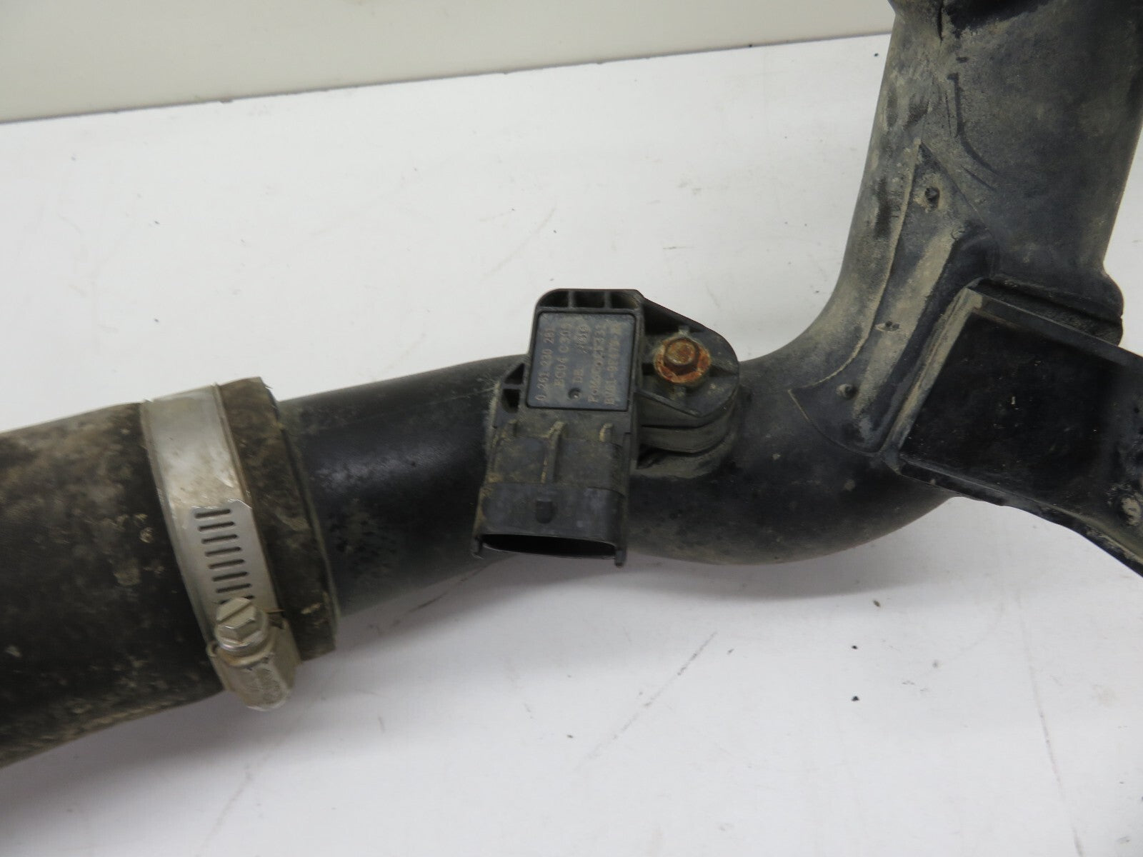 FORD FIESTA MK7 ST180 INTERCOOLER PIPE 2013-2017