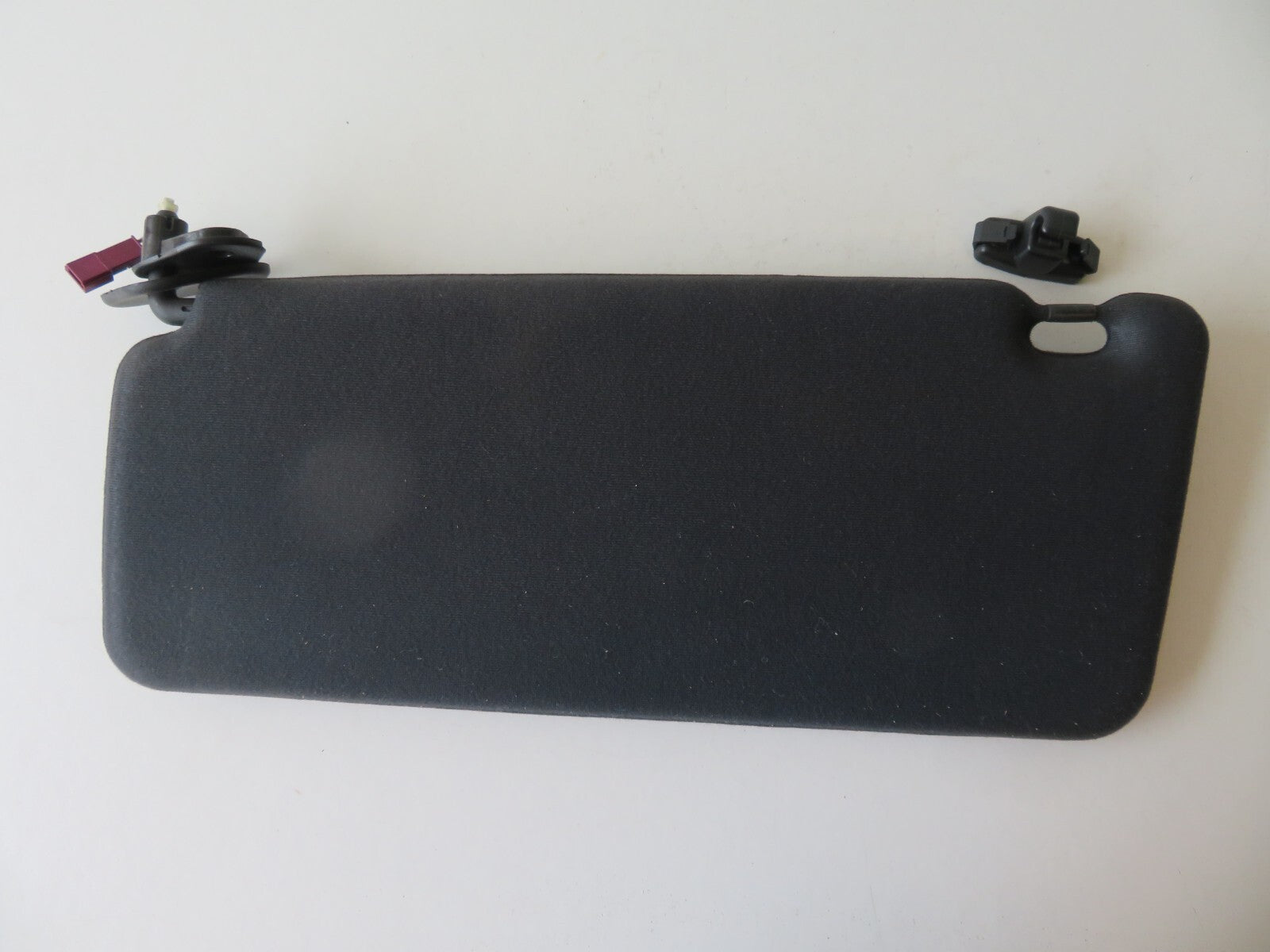 BMW X5 E53 OS DRIVER SUN VISOR 2004-2007 RG04 SA