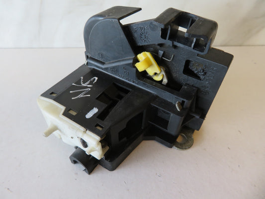 RENAULT CLIO MK2 NS PASSENGER DOOR LOCK CATCH 2000-2006 AMS1700