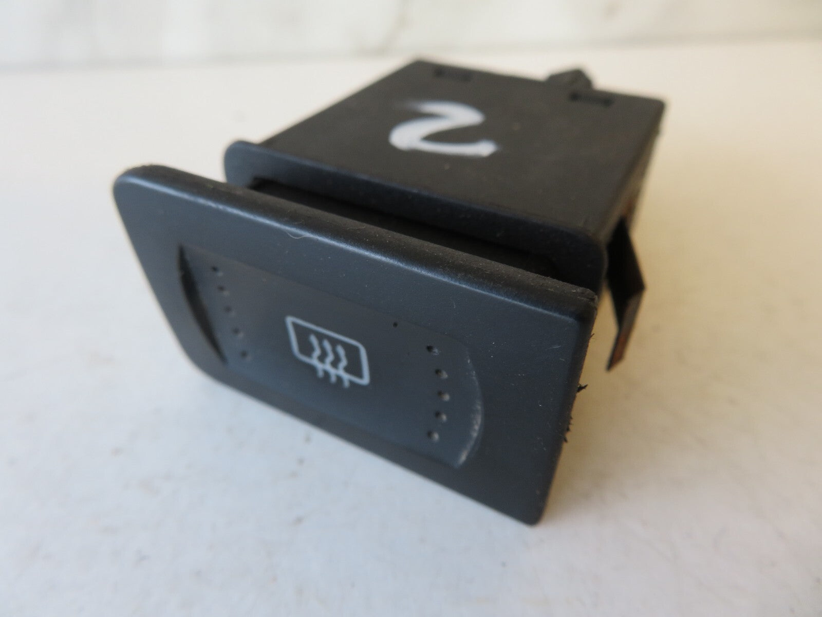 VOLKSWAGEN VW GOLF MK4 REAR DEMISTER SWITCH 1J0959621C 1998-2004 AMS1703-2