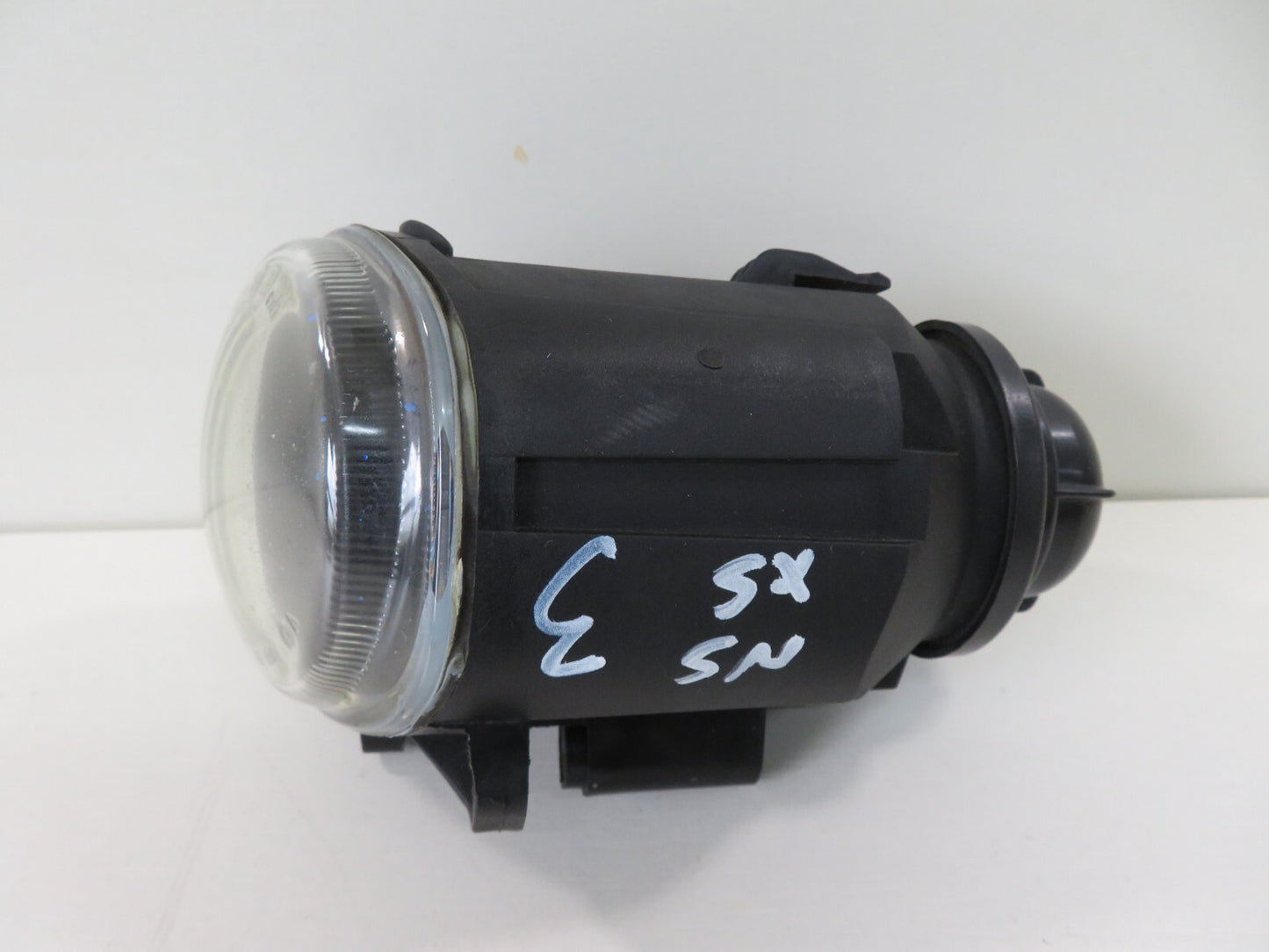 BMW X5 E53 FRONT NSF PASSENGER SIDE FOG LIGHT 1999-2003 MIX1647-3