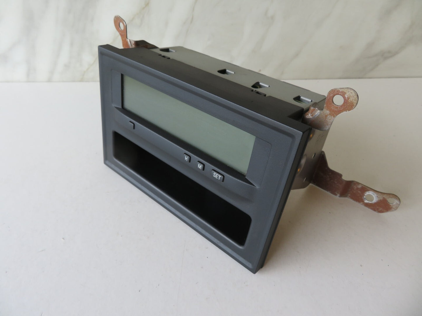 MITSUBISHI GRANDIS RADIO CONTROL DISPLAY SCREEN 8750A087 2004-2010 AMS1151