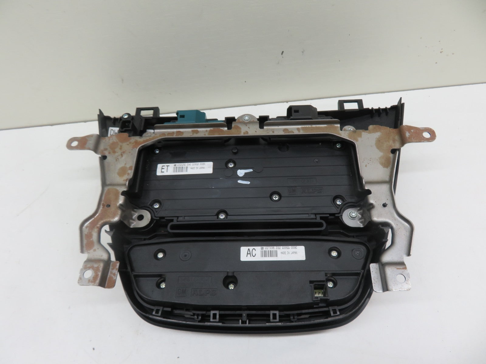 VAUXHALL INSIGNIA RADIO CD HEAD UNIT FASCIA PANEL 13321292 2008-2013 1155-17