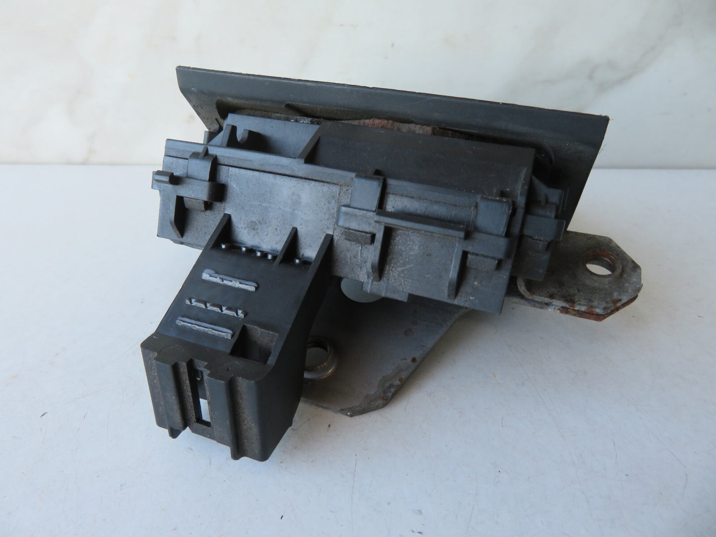 FORD FOCUS MK2 TAILGATE BOOT LOCK CATCH 2005-2010 MIX1519-9