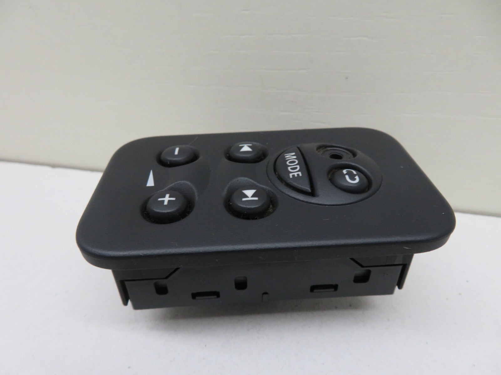 LAND ROVER FREELANDER 2 REAR HEADPHONE CONTROLS 5H22-18K909-BA 2007-2014 1227-13