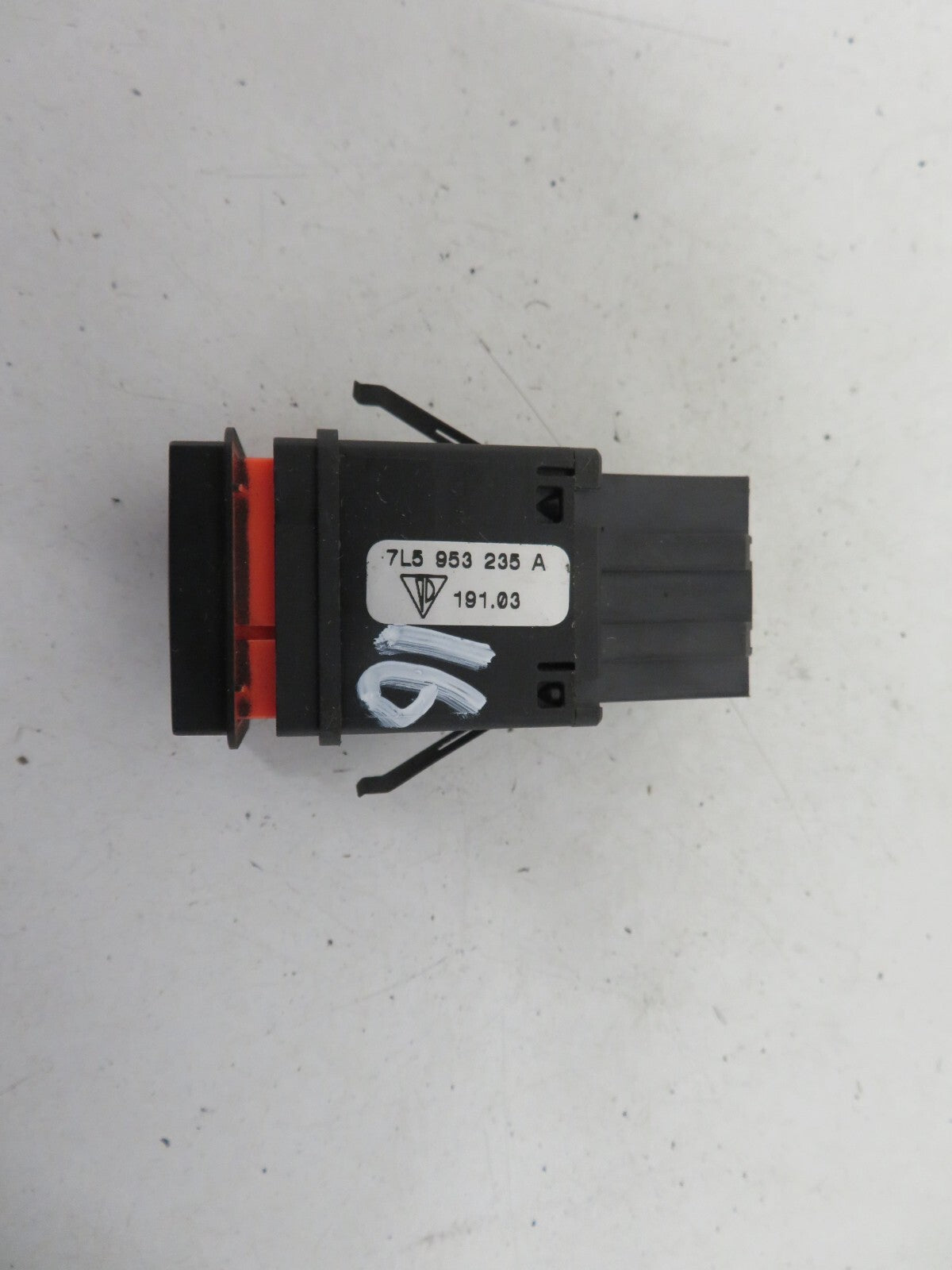 PORSCHE CAYENNE HAZARD SWITCH 7L5953235A 2003-2009 STMIX1458-16