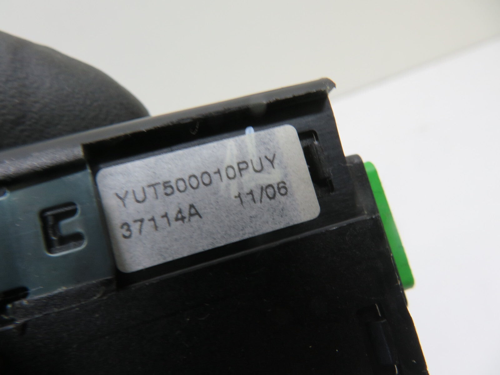 LAND ROVER FREELANDER 1 HEADLIGHT LEVEL ADJUST YUT500010  1997-2006 1734-27