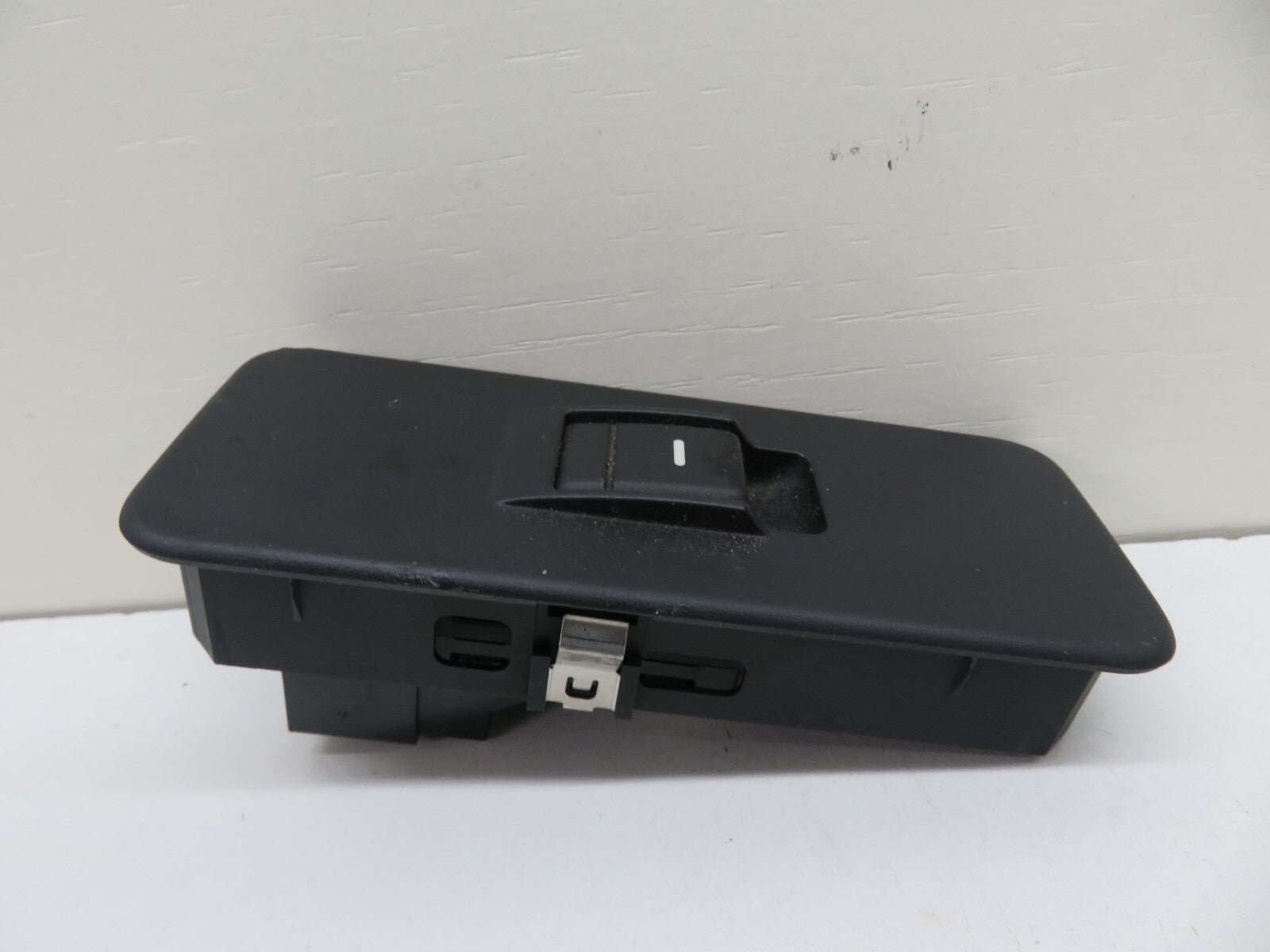RANGE ROVER SPORT L320 REAR WINDOW SWITCH YUD501070 2005-2009 1235-24