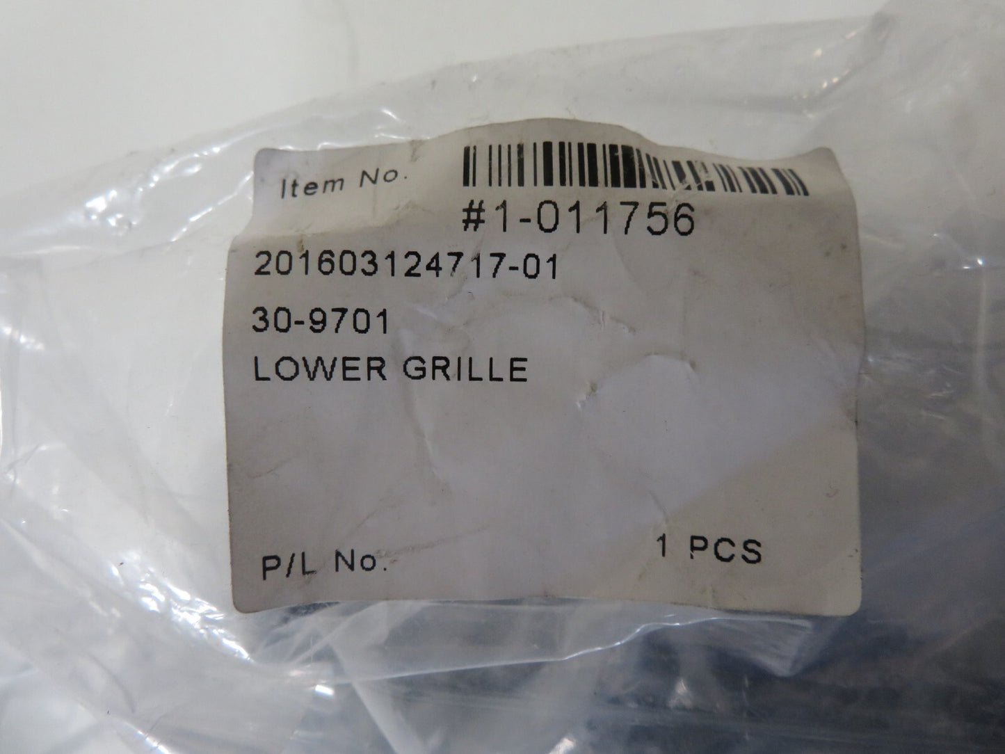 FRONT LOWER BUMPER GRILLE FOR RENAULT CLIO CAMPUS 2006-2010