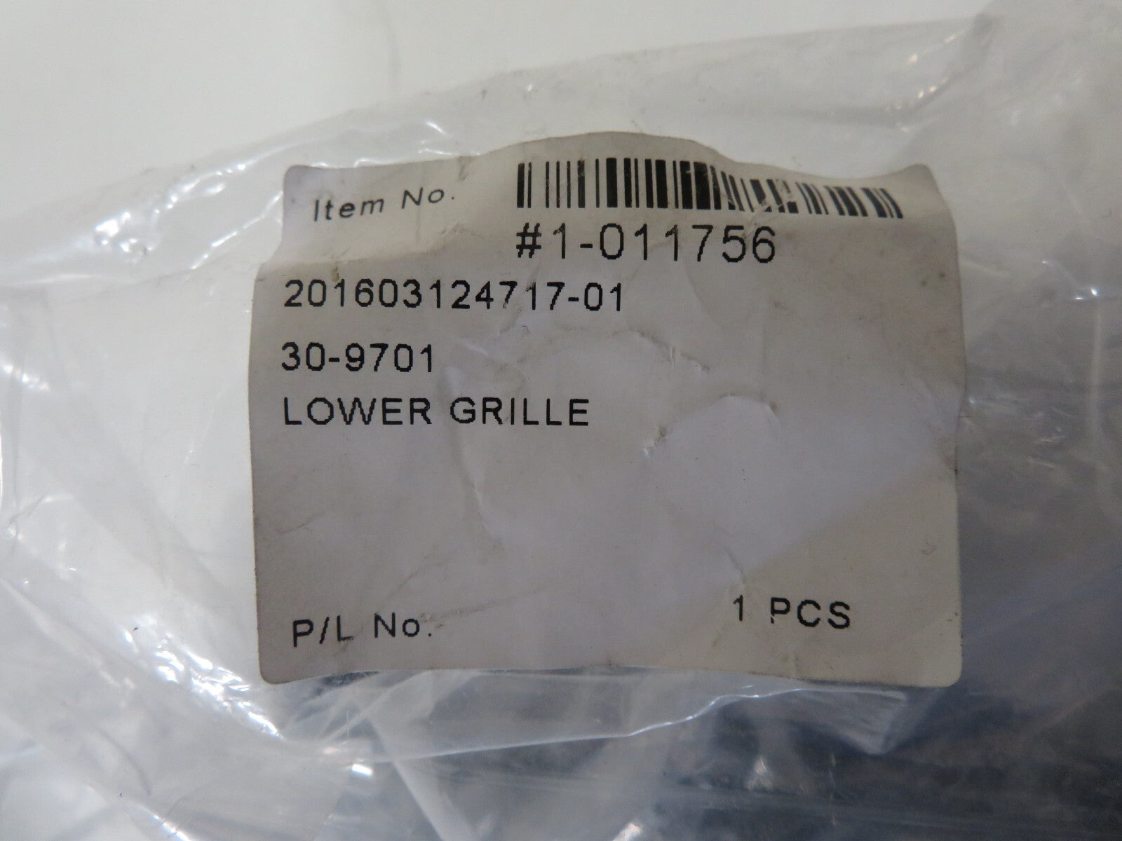 FRONT LOWER BUMPER GRILLE FOR RENAULT CLIO CAMPUS 2006-2010