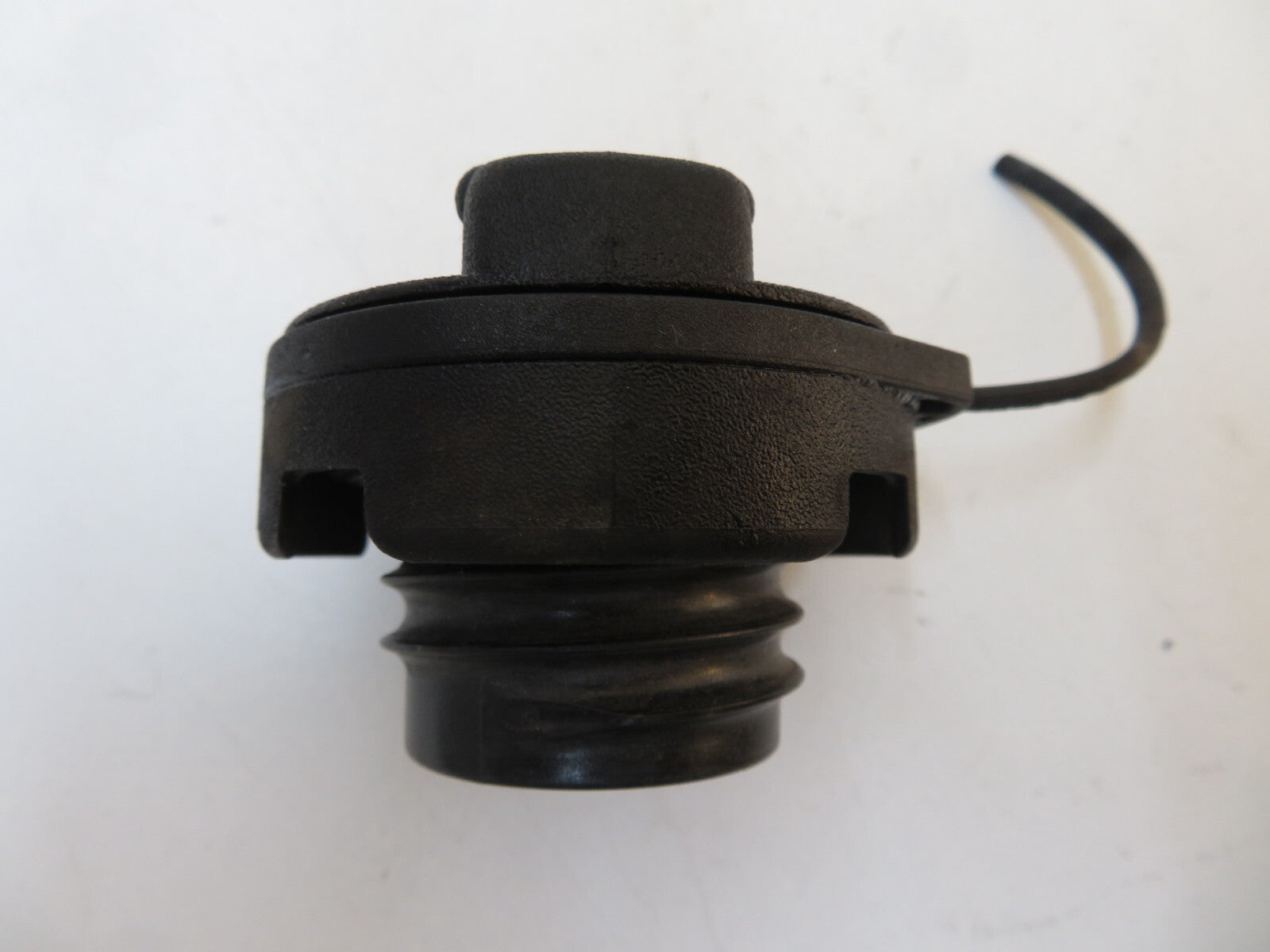 VOLKSWAGEN VW GOLF MK4 FUEL CAP 1J0201553C 1997-2004 AMS22